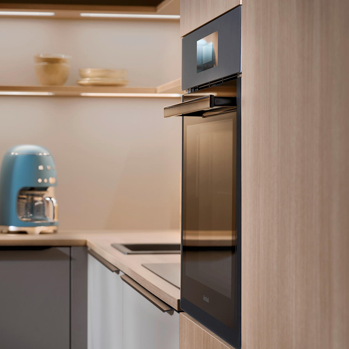 BEÉPÍTHETŐ KONYHA - Design, faalapú anyag - Dieter Knoll