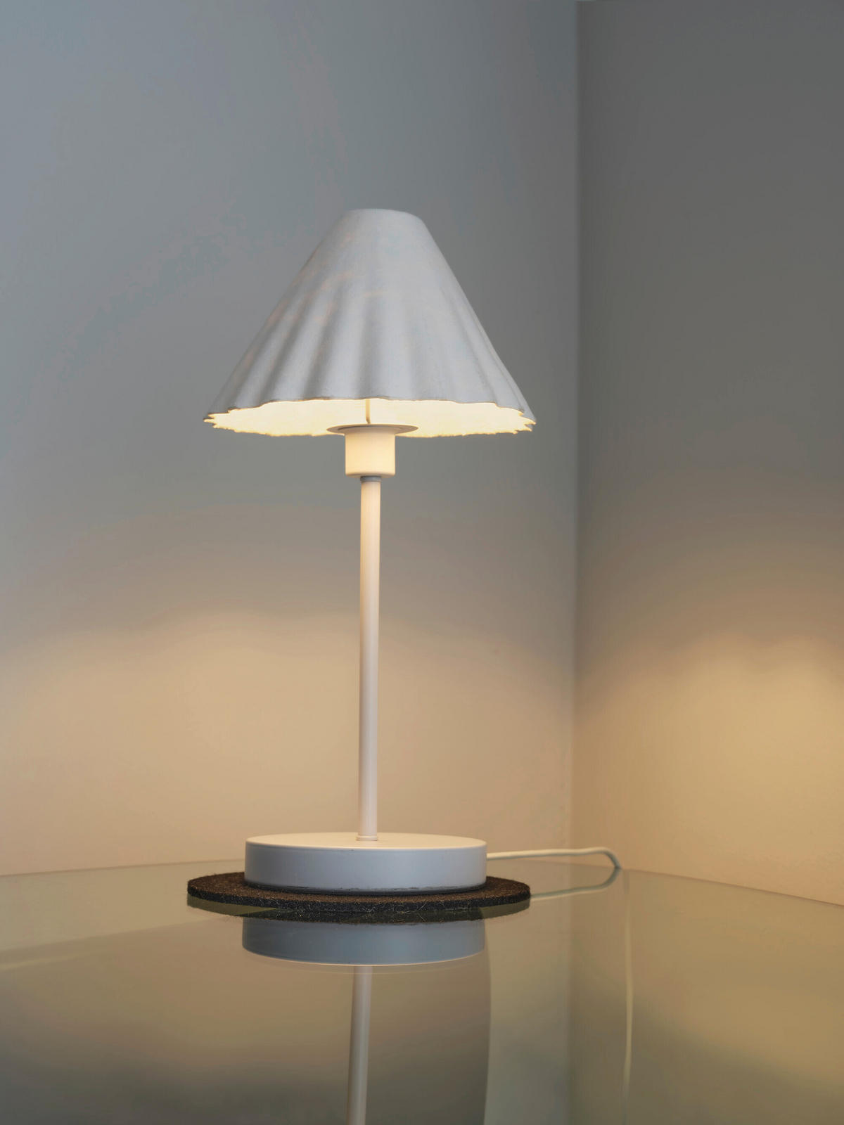 TISCHLEUCHTE 21.8/41.5 cm   - Weiß/Hellgrün, Basics, Papier/Metall (21.8/41.5cm) - Osram