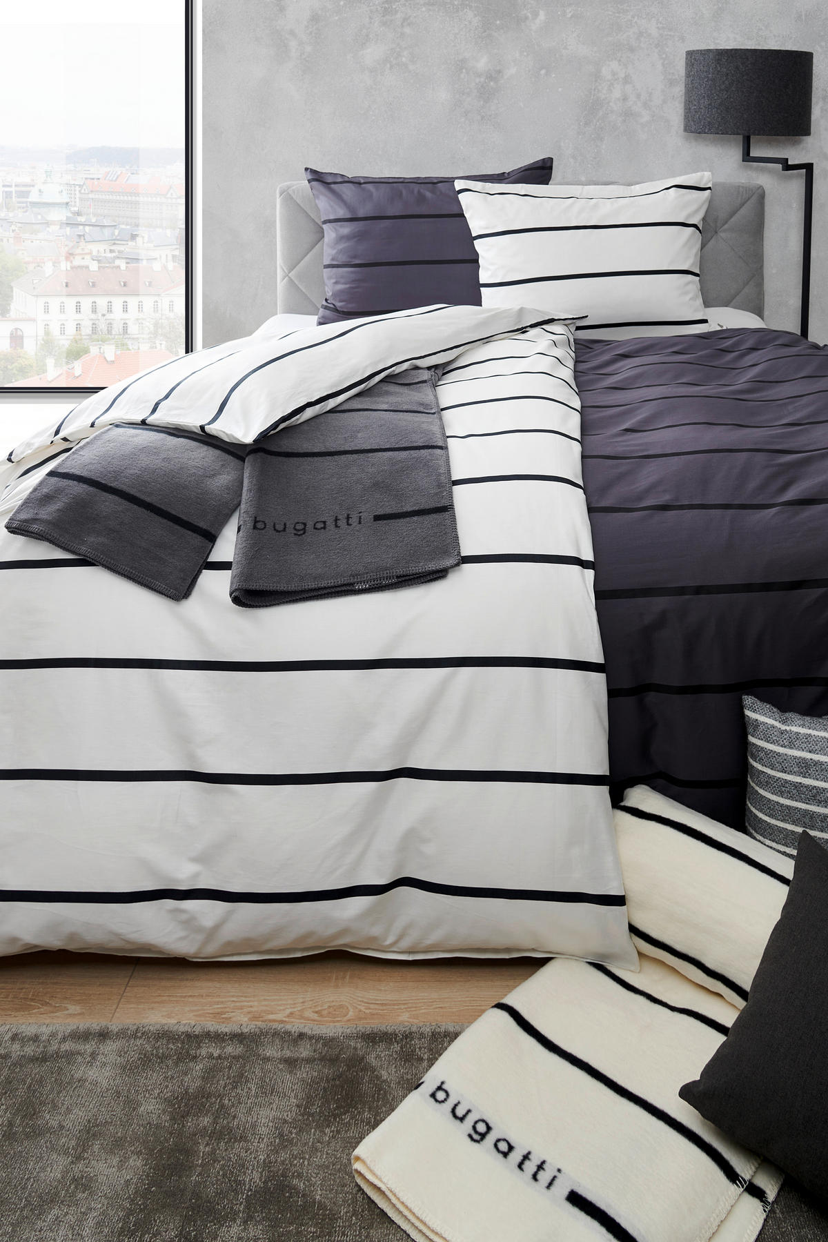 DEKORATIVNA ODEJA 150/200 cm siva, črna  - siva/črna, Basics, tekstil (150/200cm) - Bugatti