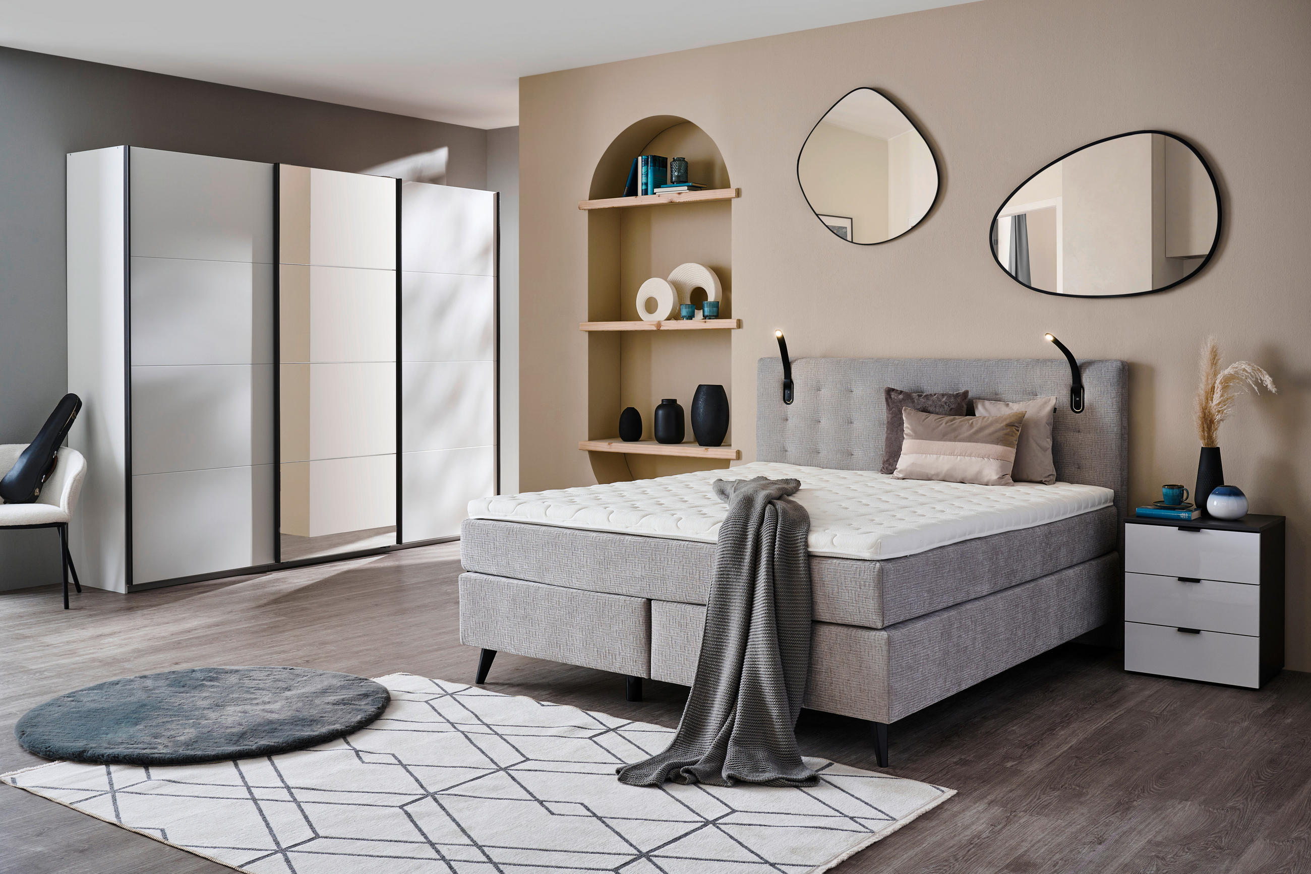 BOXSPRINGBETT 200/200 cm  in Hellgrau  - Hellgrau/Schwarz, KONVENTIONELL, Holz/Textil (200/200cm) - Voleo