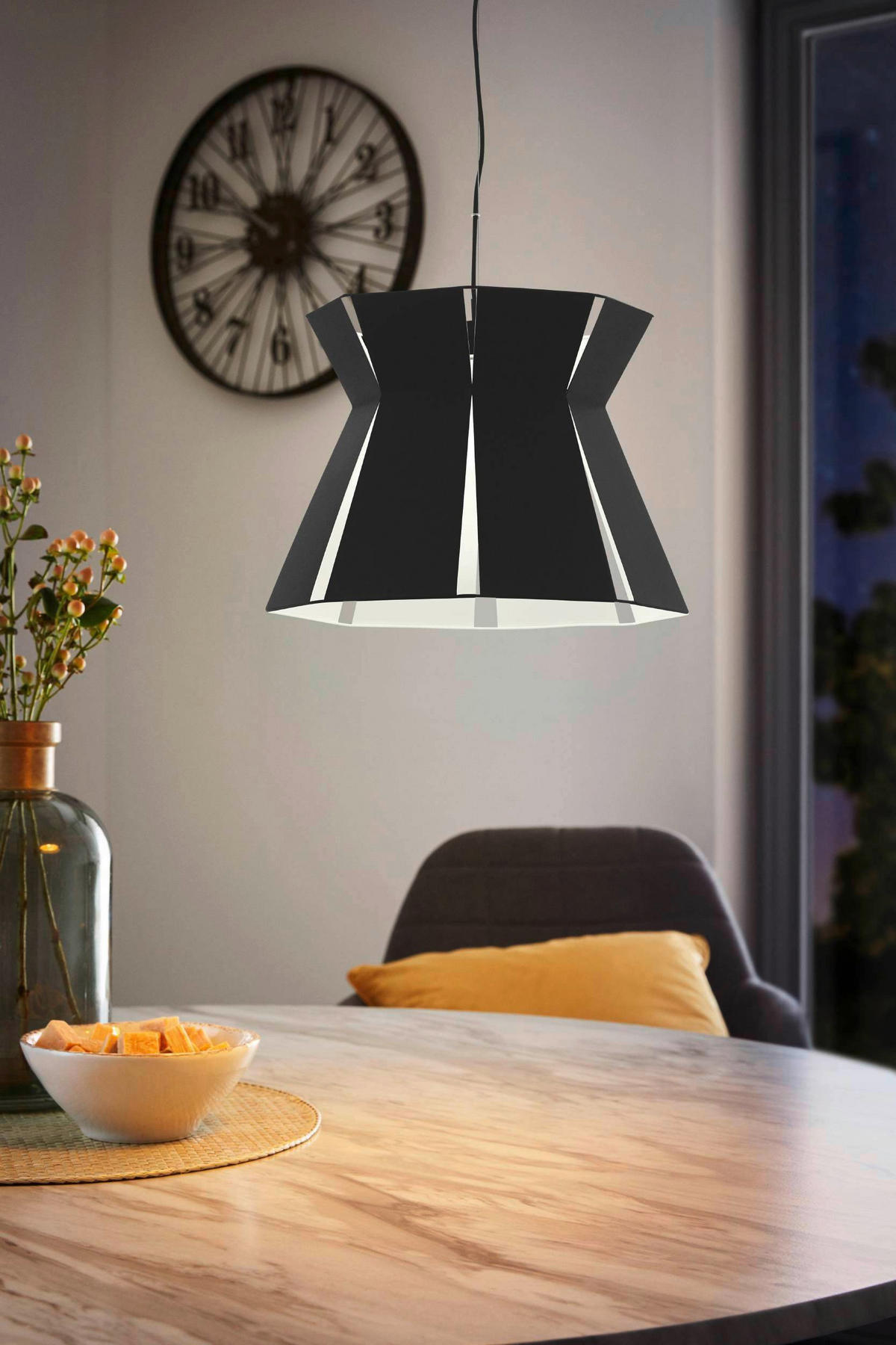 ZÁVĚSNÉ SVÍTIDLO, 42/110 cm  - bílá/černá, Design, kov (42/110cm) - Eglo