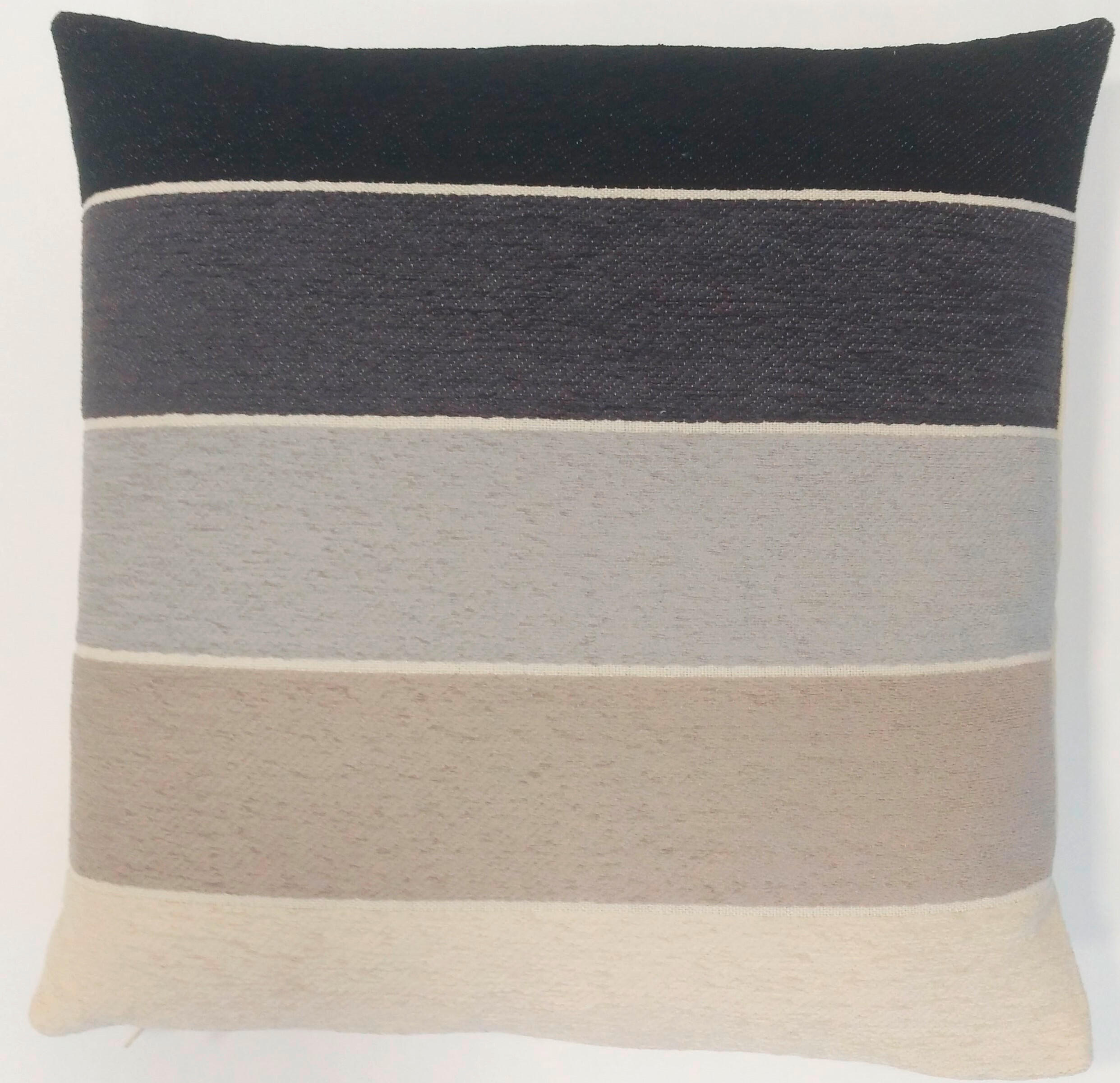 Novel DEKORAČNÝ VANKÚŠ 50/50 cm