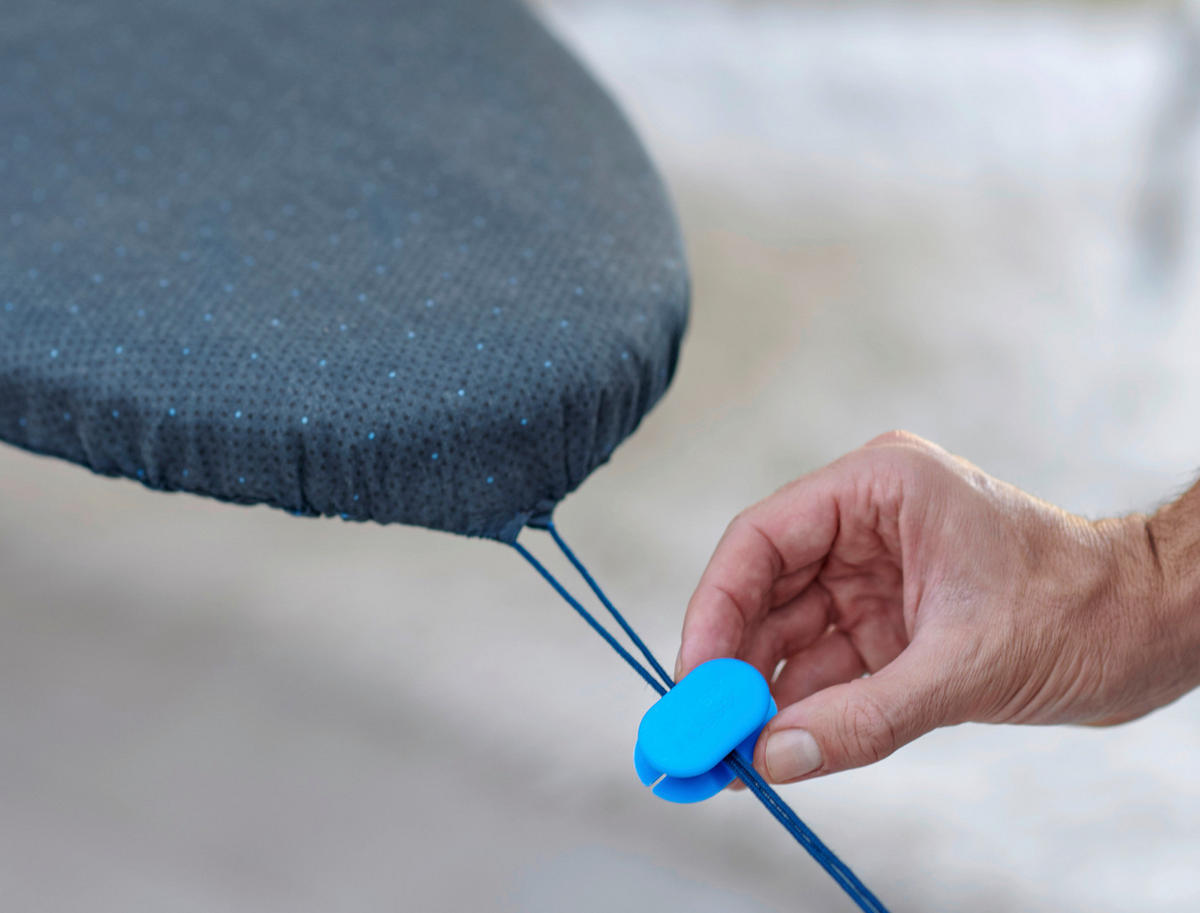 LIKALNA DESKA - temno modra, Basics, tekstil (38/136/8,5cm) - Joseph Joseph