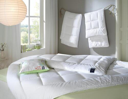 ZIMNÍ PŘIKRÝVKA, 135/200 cm, polyester - bílá, Basics, textil (135/200cm) - Billerbeck