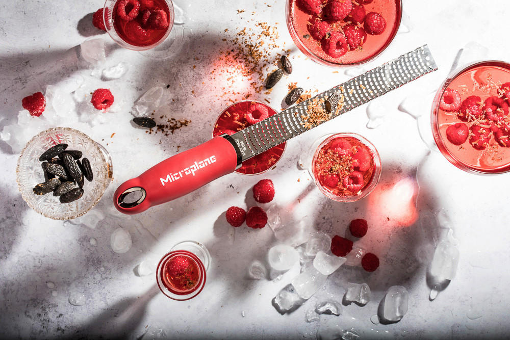 RIBEŽ PREMIUM CLASSIC  - tamno crvena, Basics, metal/plastika (32/3,5/3cm) - MICROPLANE