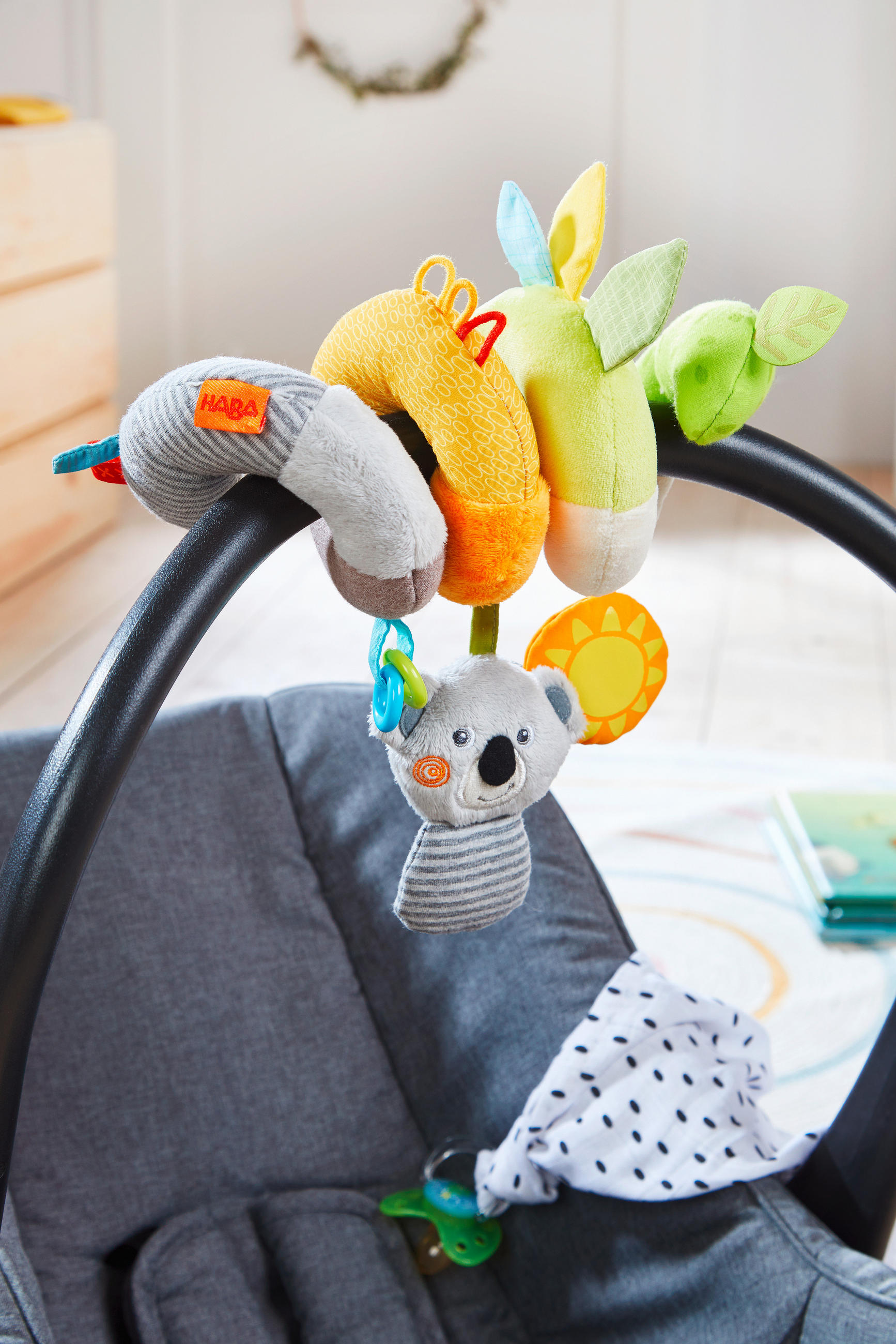 BABYSCHALENMOBILE Entdeckerspielzeug  - Multicolor, Basics, Kunststoff/Textil (22/13/13cm) - Haba
