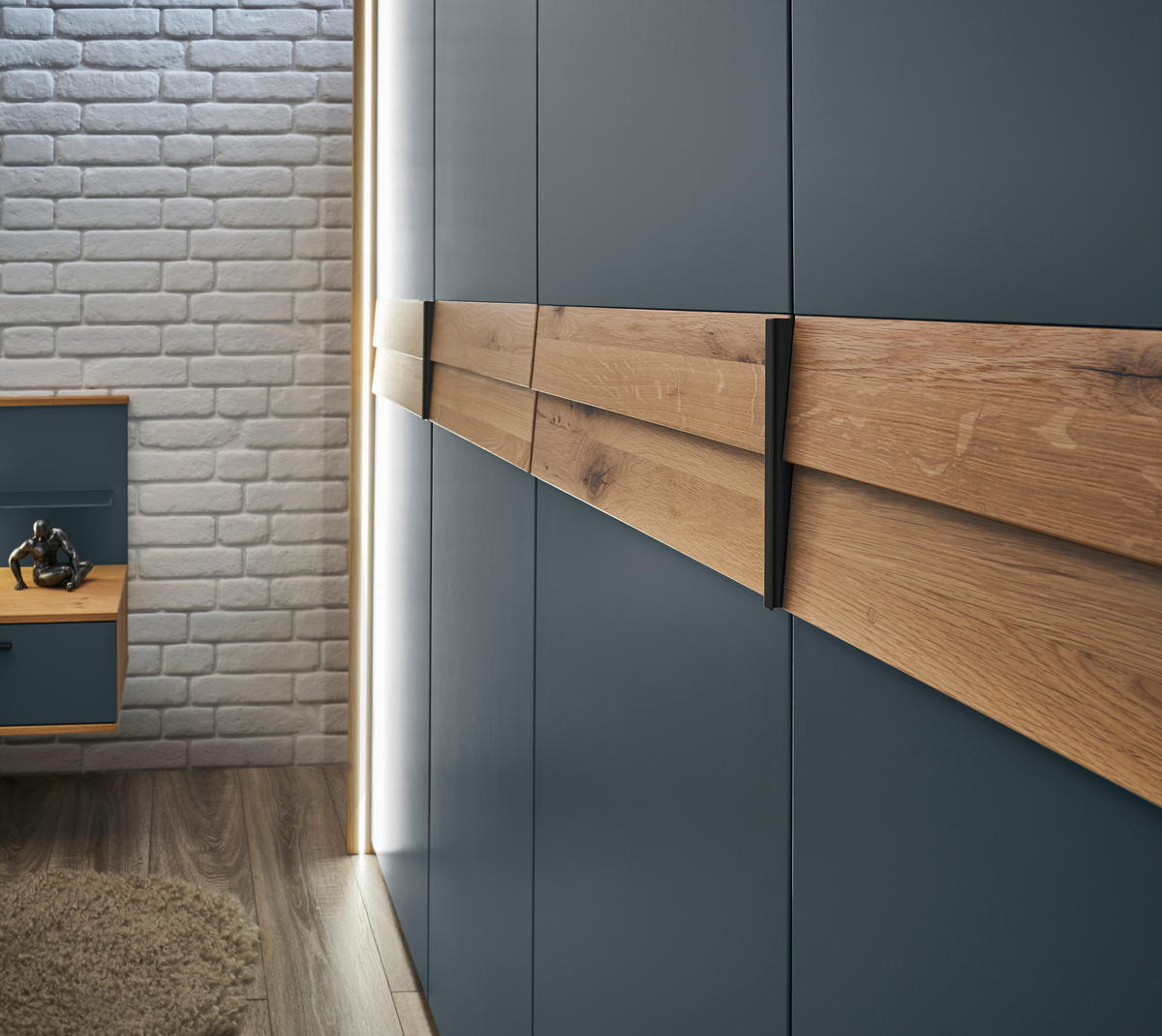 DREHTÜRENSCHRANK 299,2/229,4/59,5 cm,  in Blau, Eichefarben, 6-türig  - Blau/Eichefarben, Design, Holzwerkstoff/Metall (299,2/229,4/59,5cm) - Dieter Knoll