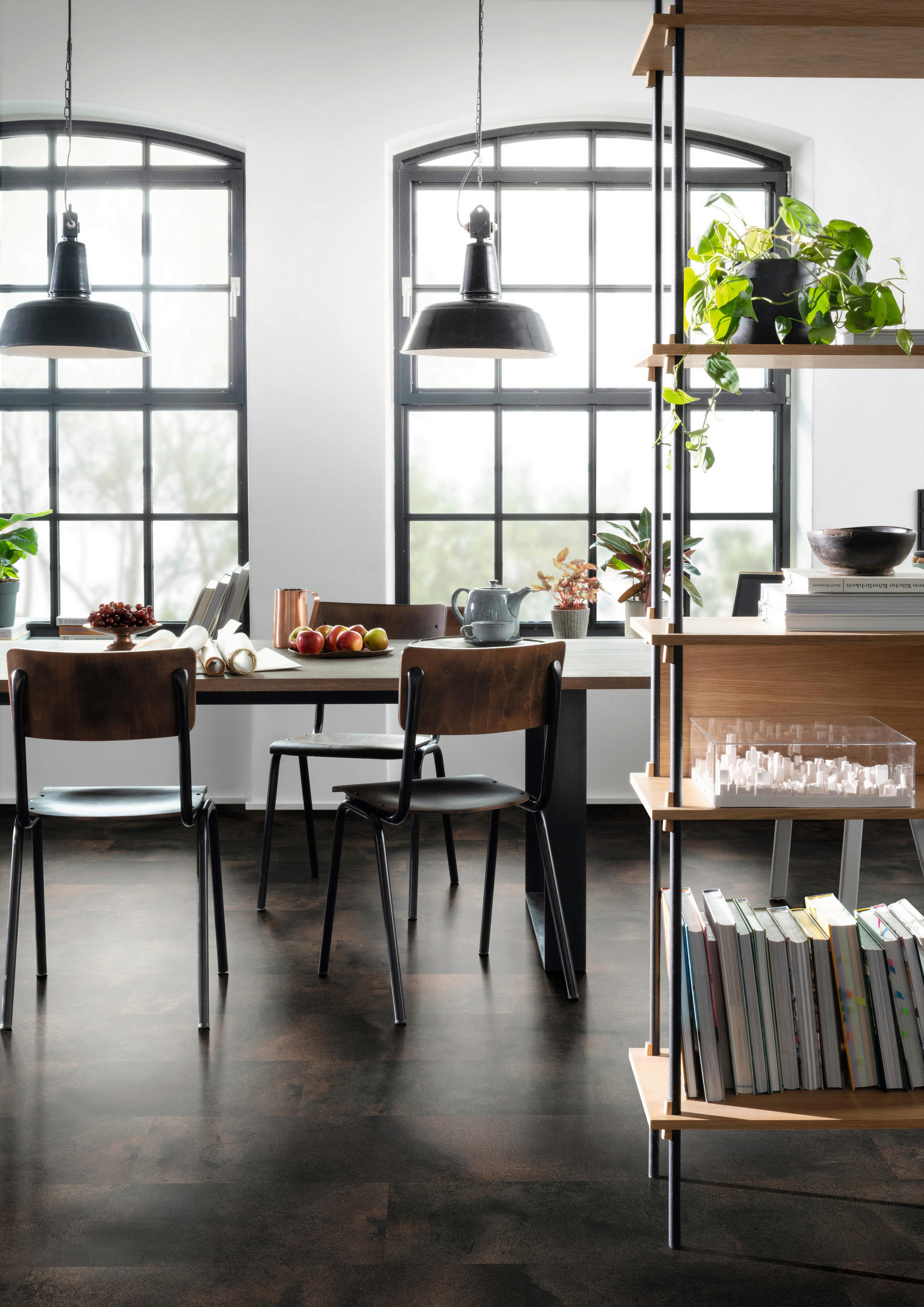 DESIGNBODEN Titanit anthrazit EGGER Aquadura+  per  m² - Dunkelbraun/Schwarz, KONVENTIONELL, Holzwerkstoff (129.2/32.7/0.75cm) - Egger Holzwerkstoffe
