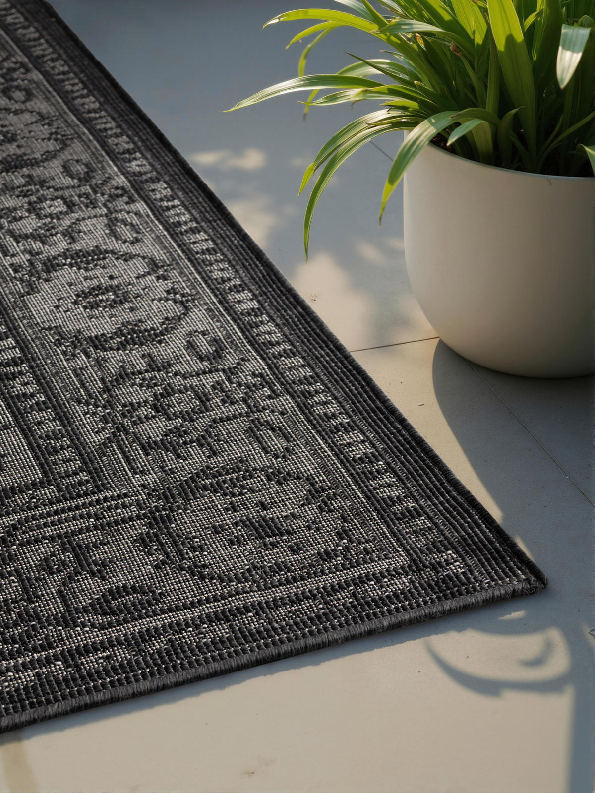 OUTDOORTEPPICH 120/170 cm Duet Schwarz, Weiß  - Schwarz/Weiß, Design, Kunststoff (120/170cm)