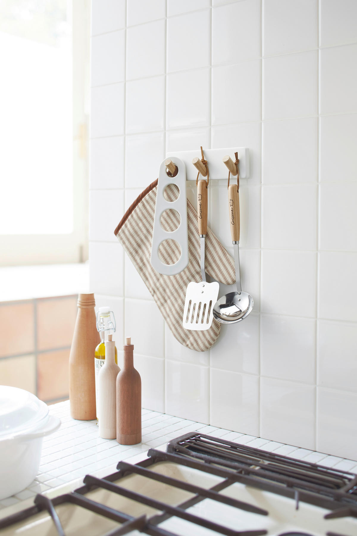 HAKENLEISTE  in Weiss  - Weiss, Basics, Holz/Metall (16,5/4/5cm)