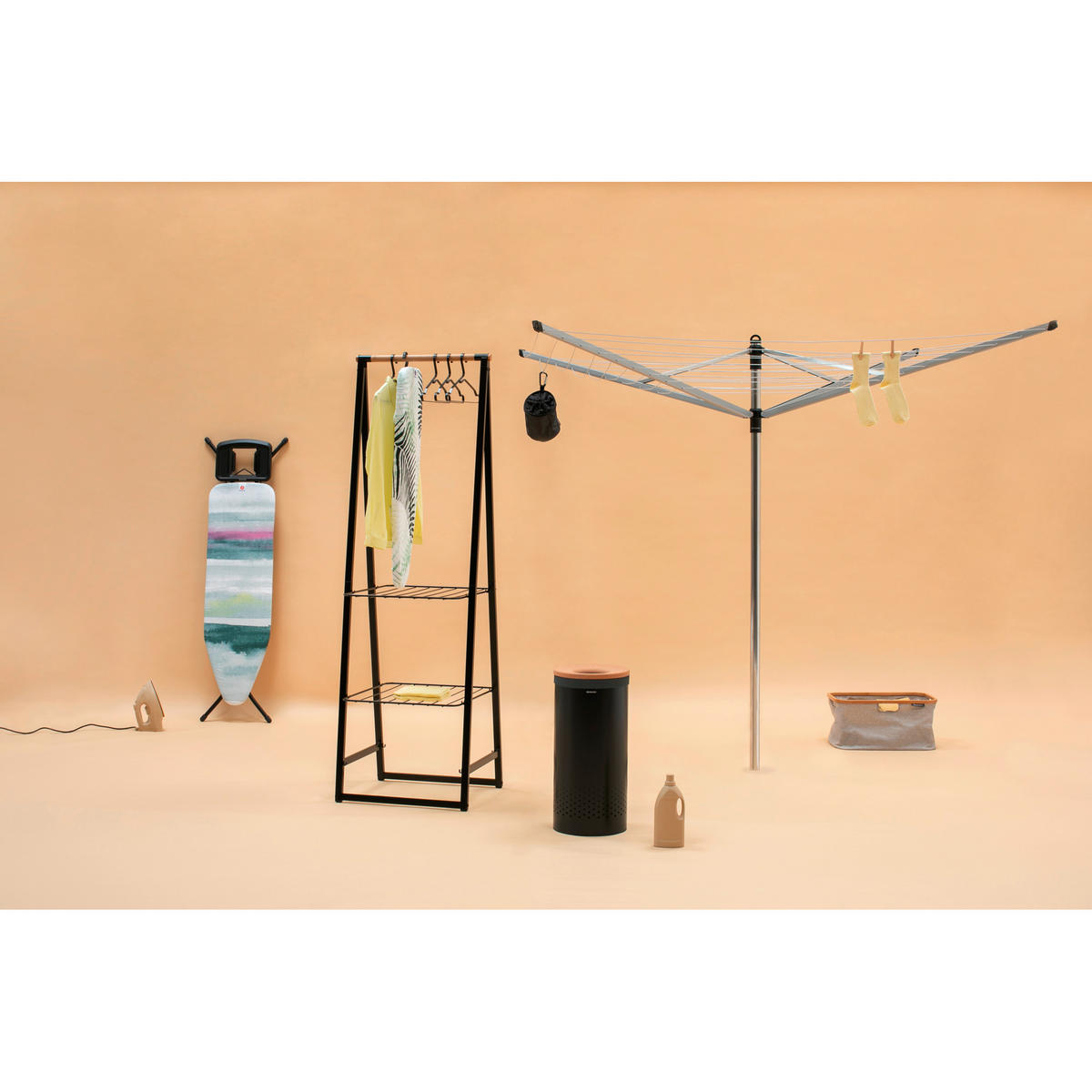 KLEIDERSTÄNDER in Schwarz 60,6/190/57 cm   - Schwarz, Basics, Metall (60,6/190/57cm) - Brabantia