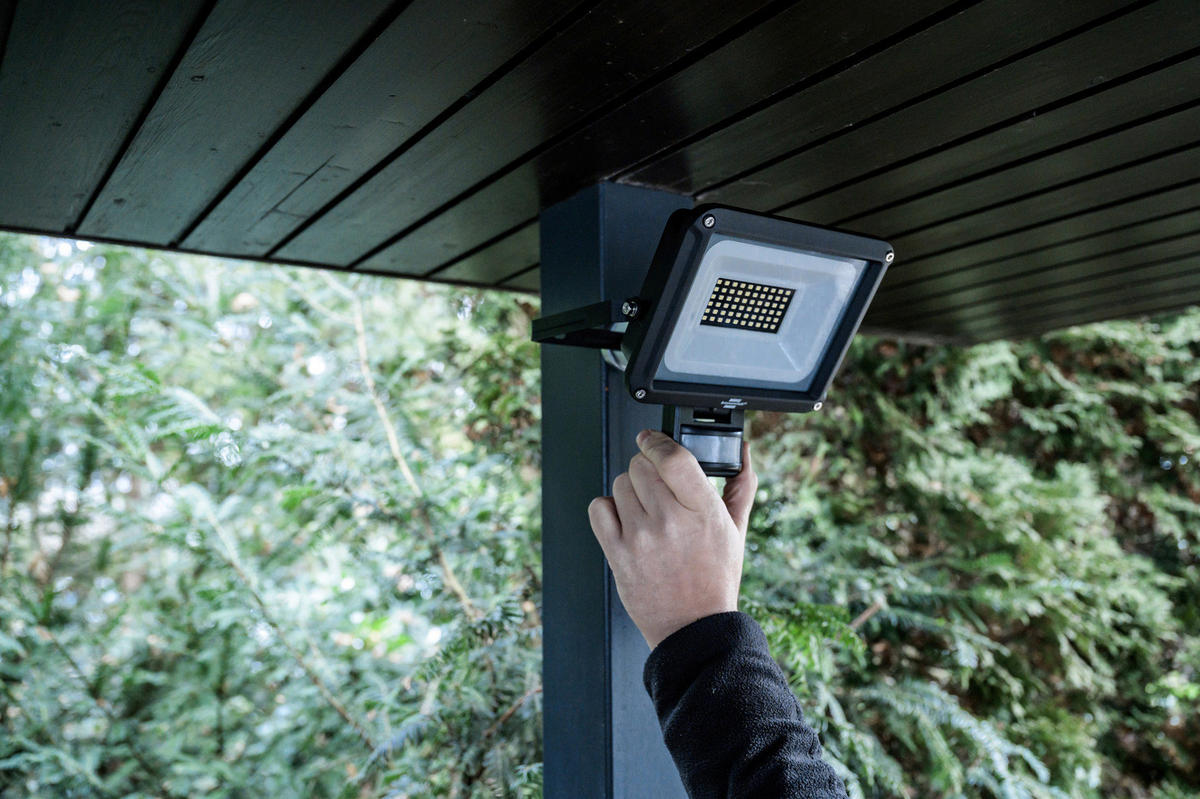 LED-BAUSTRAHLER JARO 4,5/19,5/21,5 cm  - Schwarz, Basics, Metall (4,5/19,5/21,5cm) - Brennenstuhl