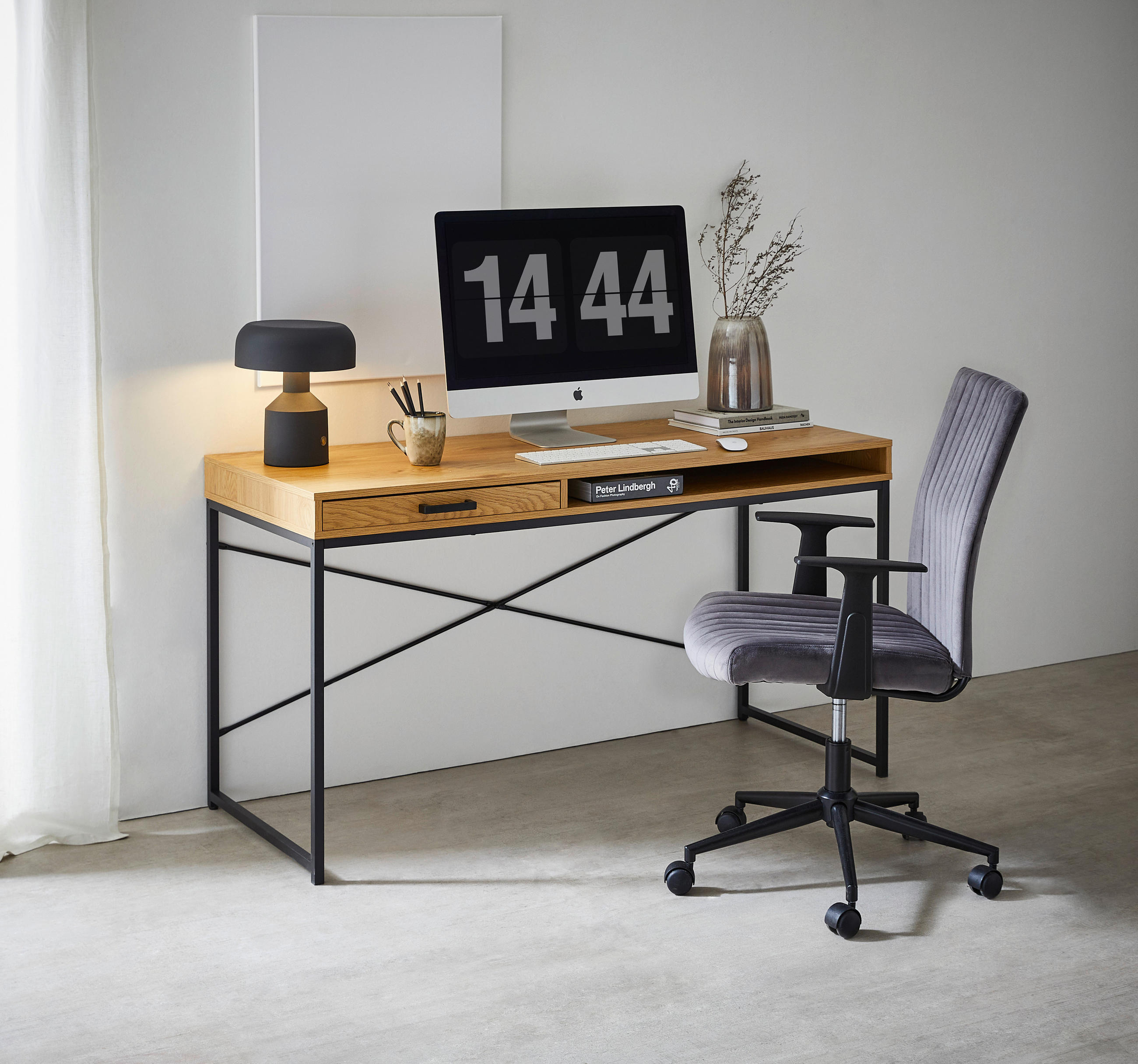 SCHREIBTISCH 140/58/76 cm  in Wildeiche  - Wildeiche/Schwarz, MODERN, Holzwerkstoff/Metall (140/58/76cm) - Carryhome
