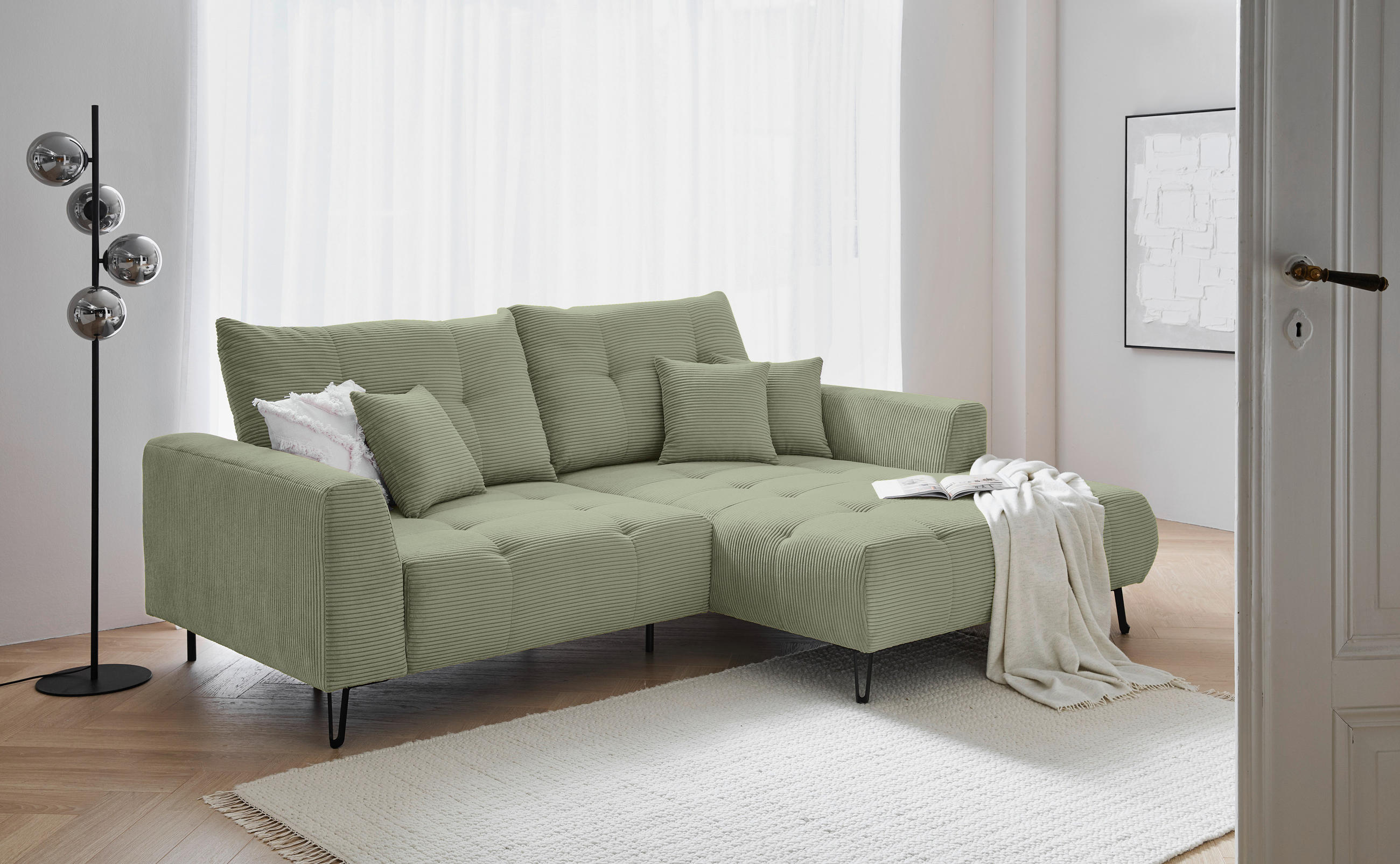 ECKSOFA in Cord Salbeigrün  250/175 cm  - Salbeigrün/Schwarz, KONVENTIONELL, Textil/Metall (250/175cm) - Carryhome