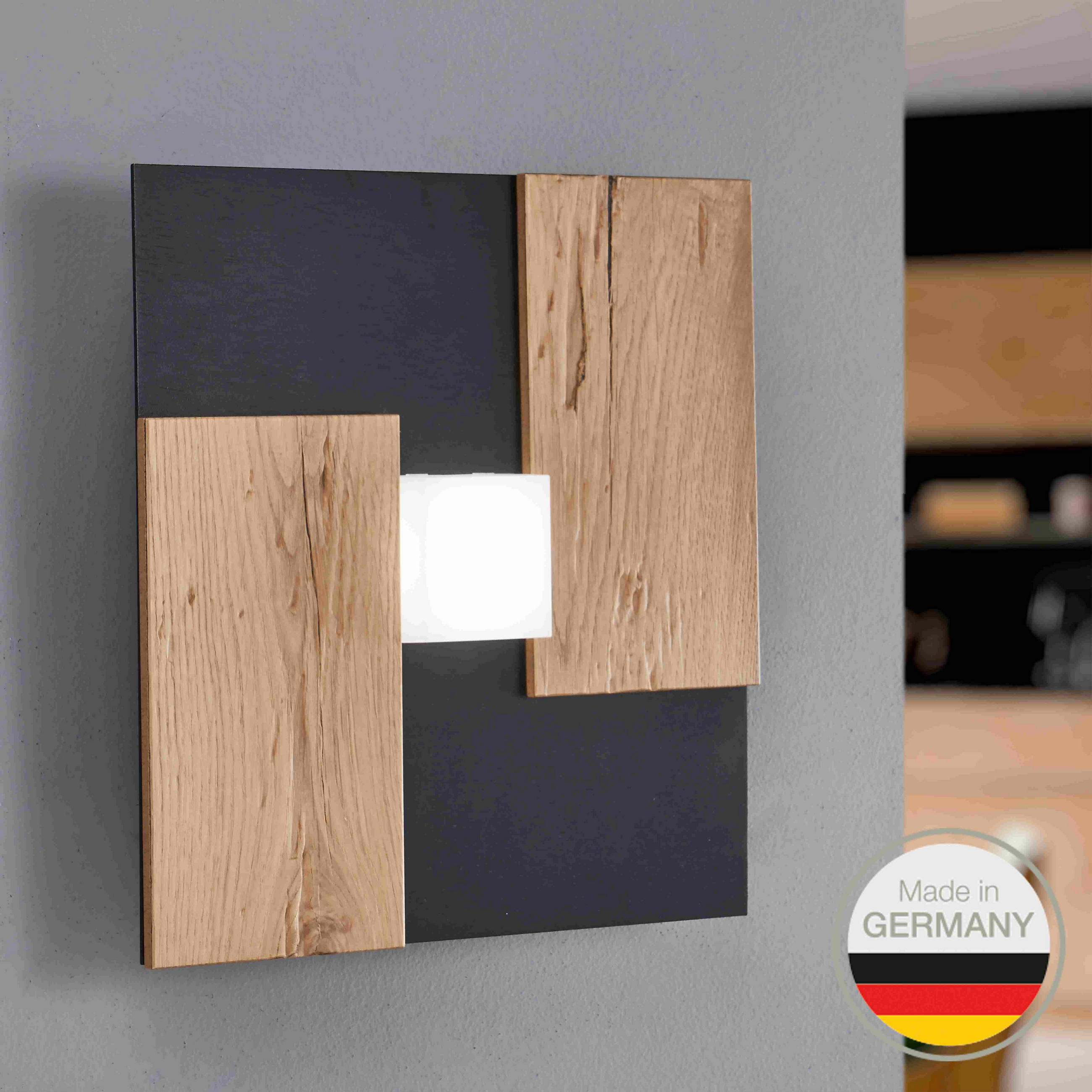 Thumbnail - Ambiente Led-Wandleuchte Noah, Wildeiche, Metall, rechteckig,rechteckig, 26x5x26 cm, Handmade in Germany, gleichmäßige L...