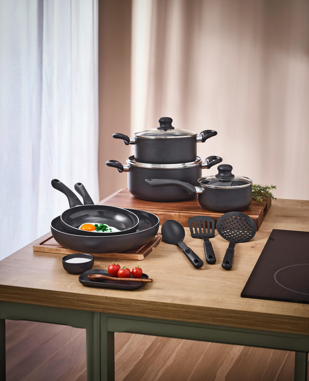 FŐZŐEDÉNYKÉSZLET 8 részes  - fekete/áttetsző, Basics, műanyag/üveg - Homeware Profession.