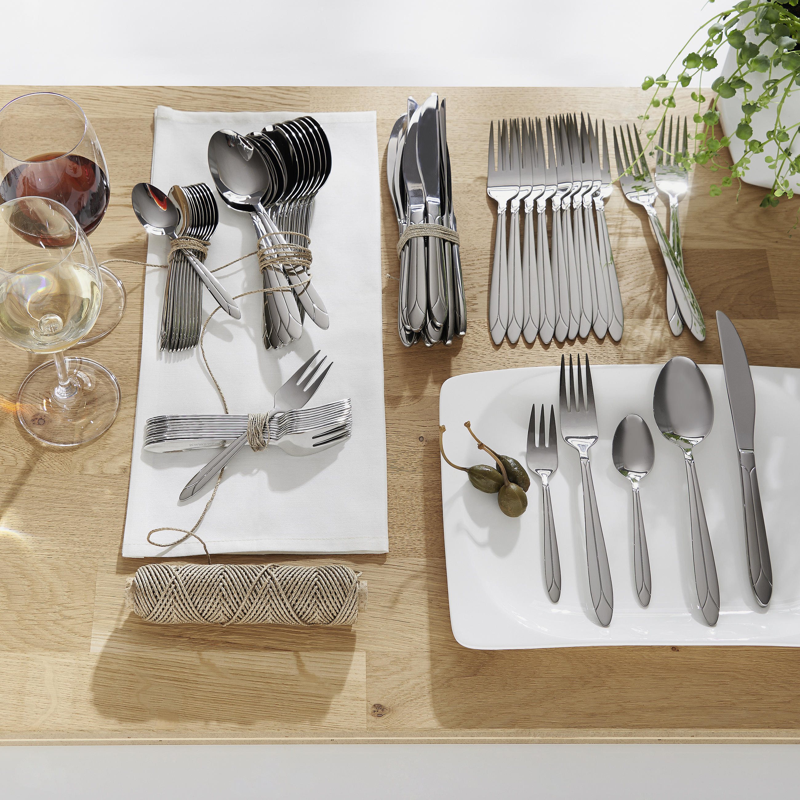 BESTICKSET Classic  60 delar  - stålfärgad, Basics, metall - Justinus