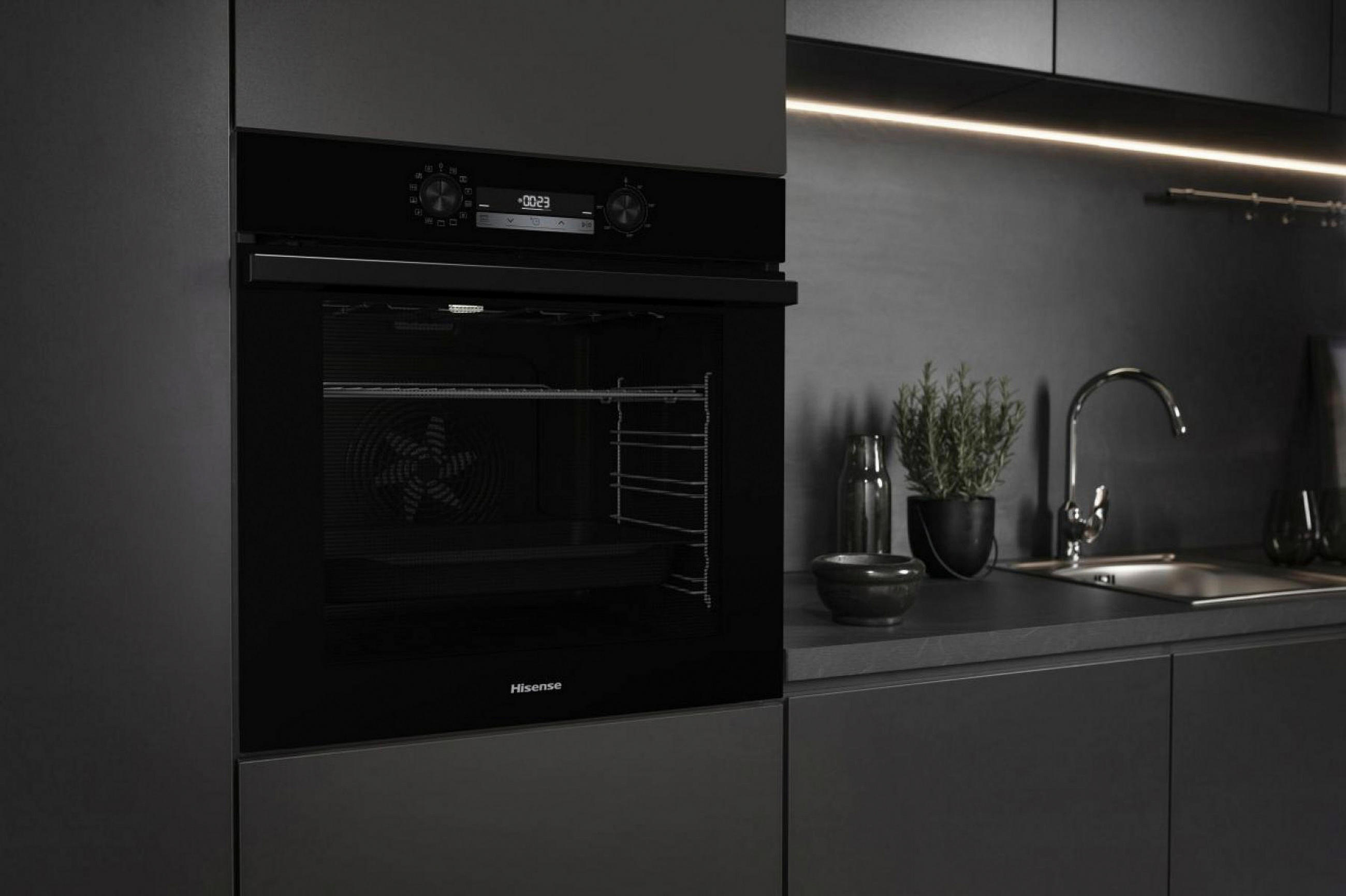 EINBAUBACKOFEN BI64211SEPBG  - Schwarz, Basics, Glas/Metall (59,5/59,5/56,4cm) - Hisense