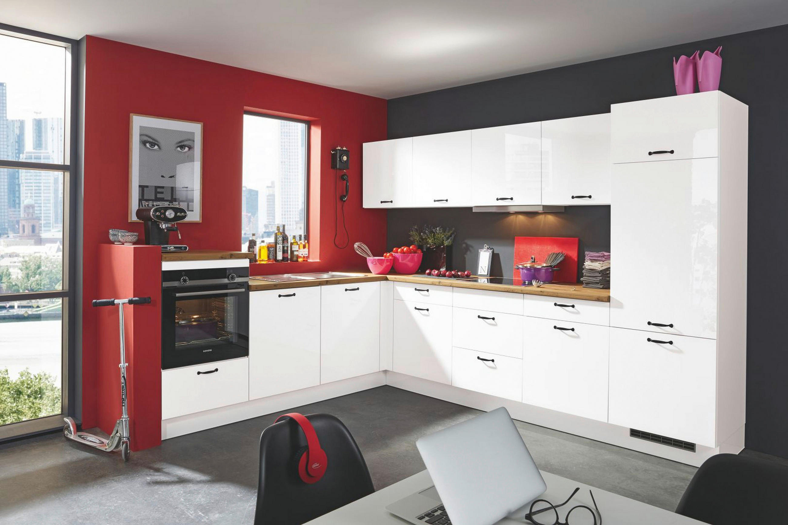 ECKKÜCHE 245/305 cm  in Eichefarben, Weiß Hochglanz  - Weiß Hochglanz/Eichefarben, KONVENTIONELL, Holzwerkstoff/Metall (245/305cm) - Burger