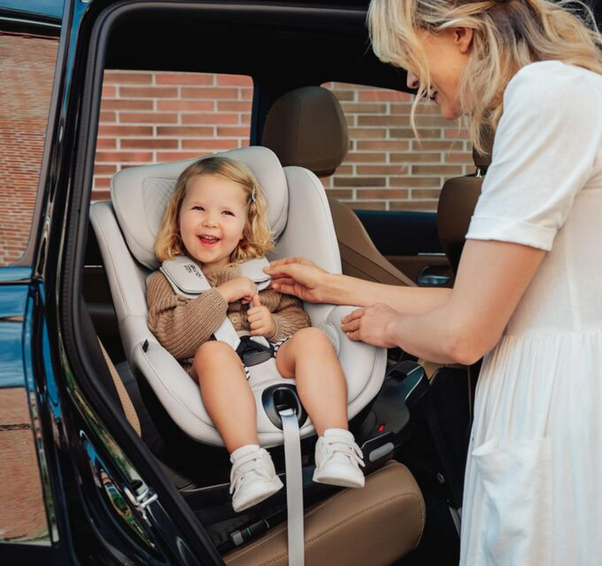 REBOARDER-KINDERSITZ Dualfix Pro M  - Greige/Beige, Basics, Kunststoff/Textil (44/48/74cm) - Britax Römer