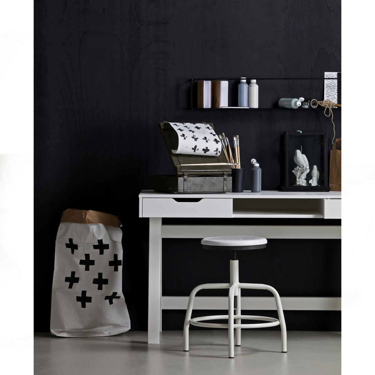 SCHREIBTISCH 140/62/75 cm  in Weiß  - Weiß, MODERN, Holz (140/62/75cm) - Livetastic