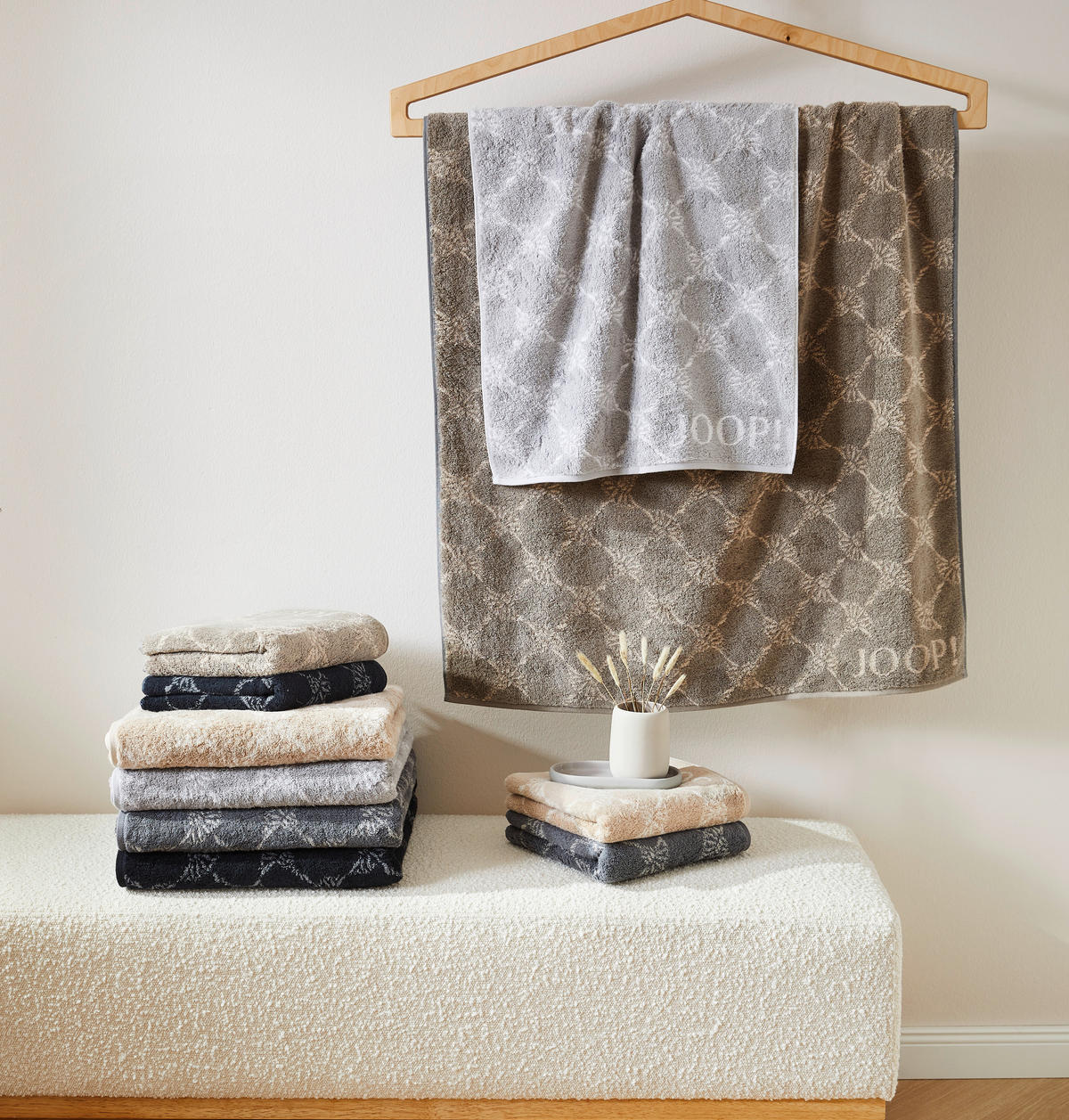 RUČNÍK, 50/100 cm, barvy stříbra - barvy stříbra, Design, textil (50/100cm) - Joop!