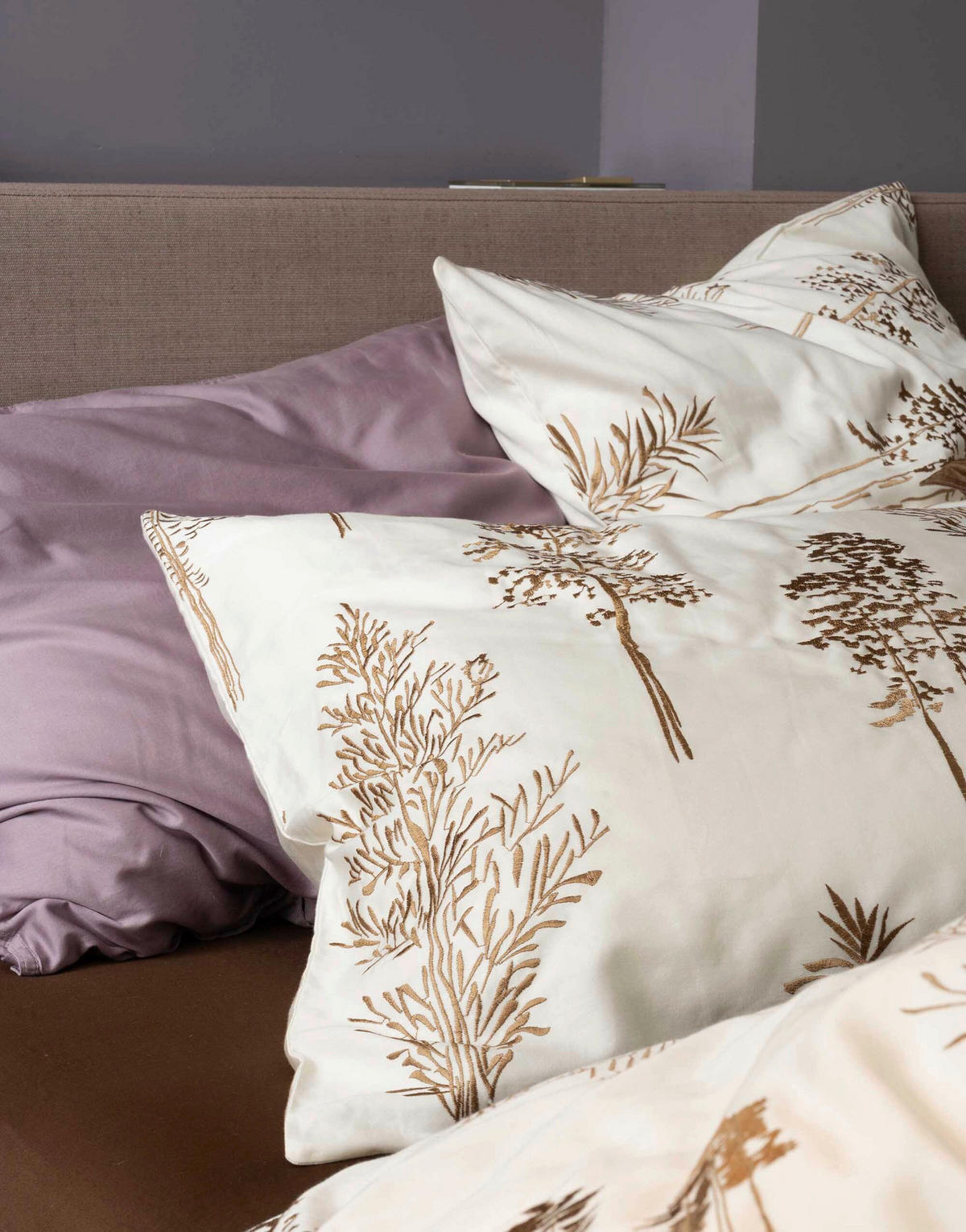 POSTELJNINA CECILE 135/200 cm saten krem barve  - krem barve, Konvencionalno, tekstil (135/200cm) - Essenza
