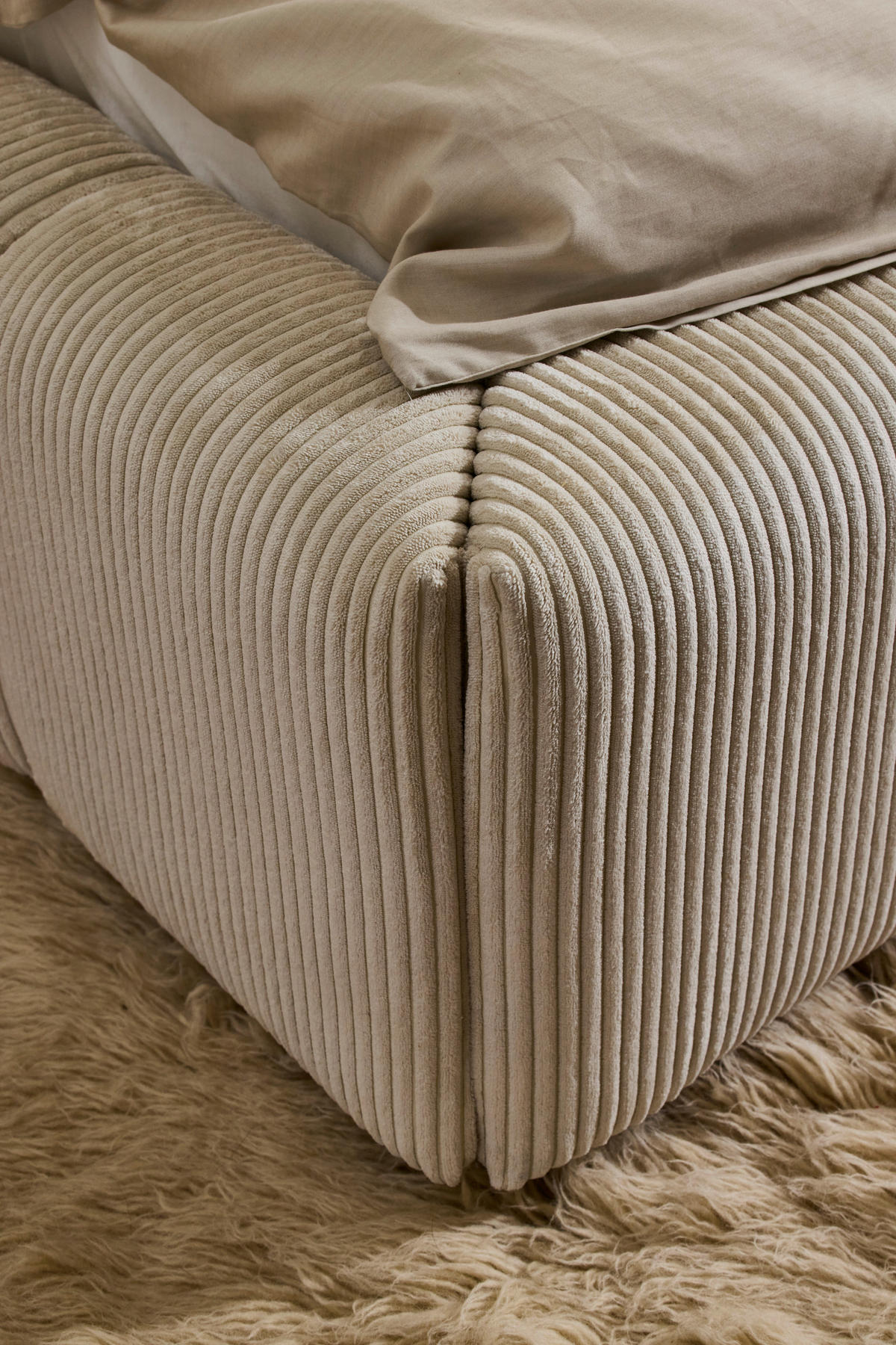 POLSTERBETT 140/200 cm,  in Beige,  - Beige/Schwarz, Design, Kunststoff/Textil (140/200cm) - Tom Tailor