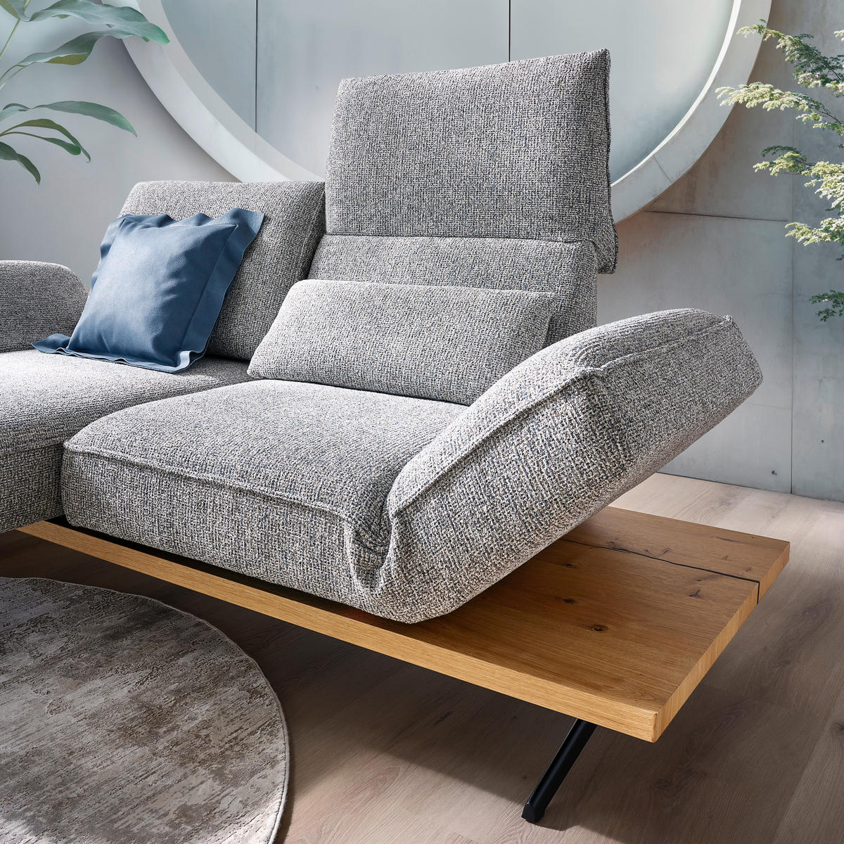 ECKSOFA in Chenille Beige  - Beige/Schwarz, Design, Holz/Textil (132/240cm) - Koinor