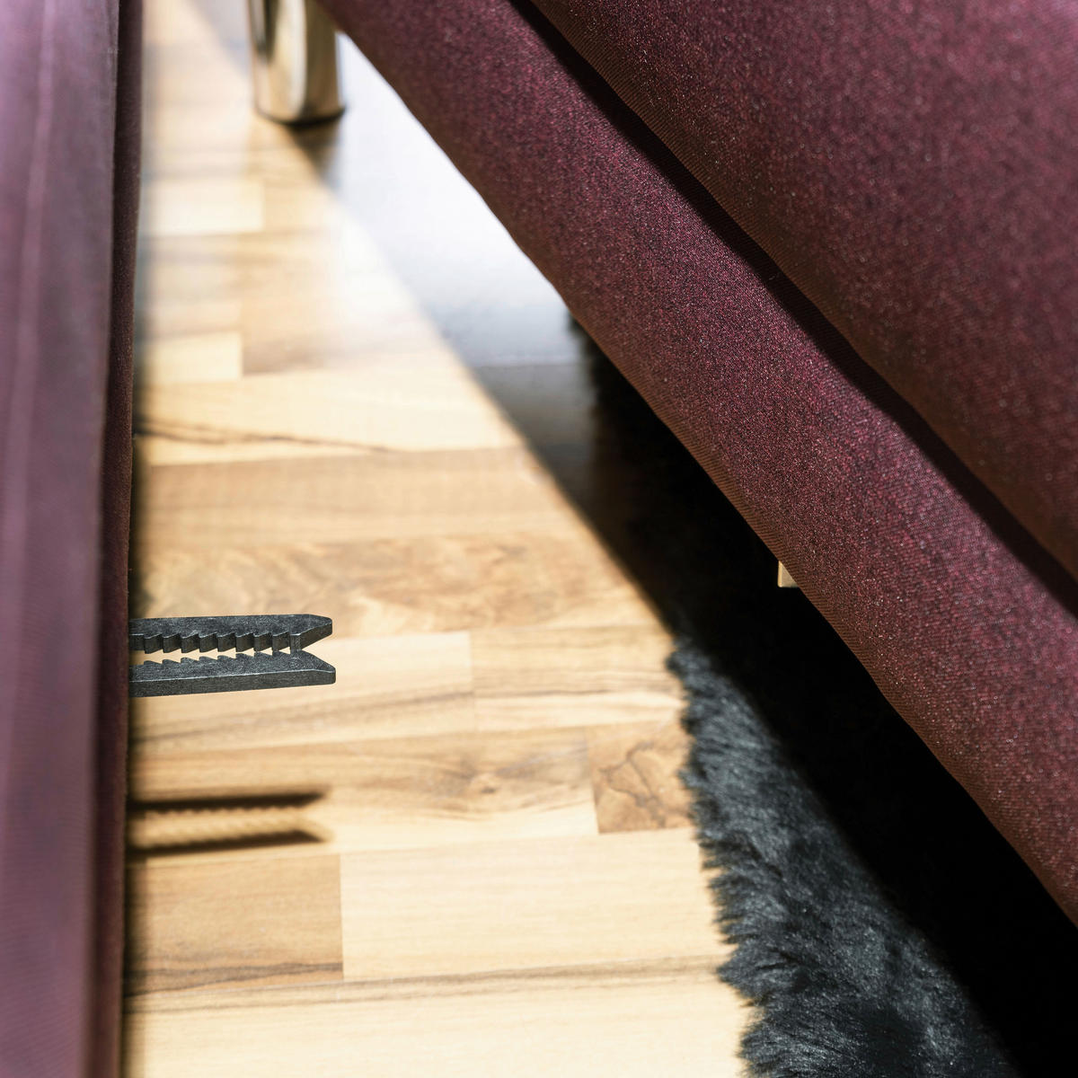 ECKSCHLAFSOFA inkl. Hocker in Dunkelrot Textil   - Chromfarben/Dunkelrot, Konventionell, Textil/Metall (152/230cm) - Max Winzer
