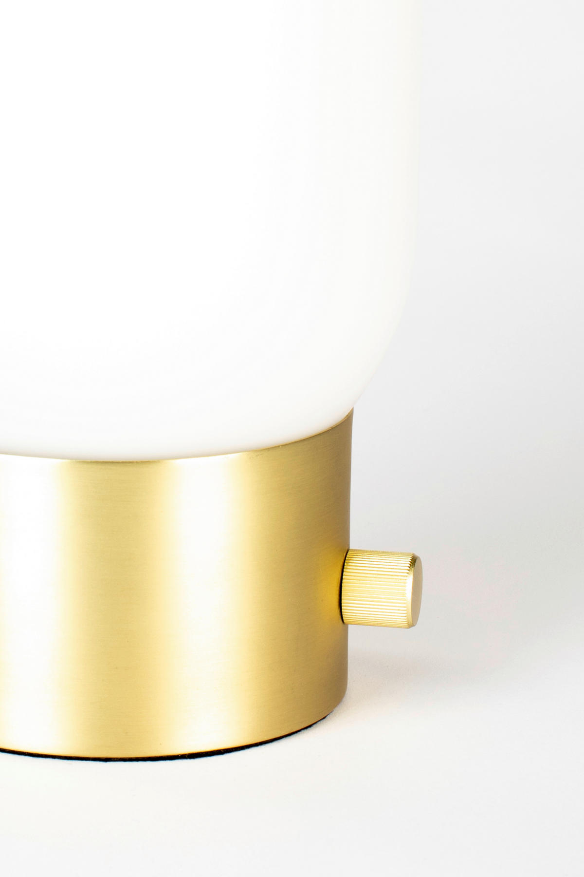 TISCHLEUCHTE - Goldfarben/Weiß, Basics, Glas/Metall (12,5/25,5cm) - Zuiver