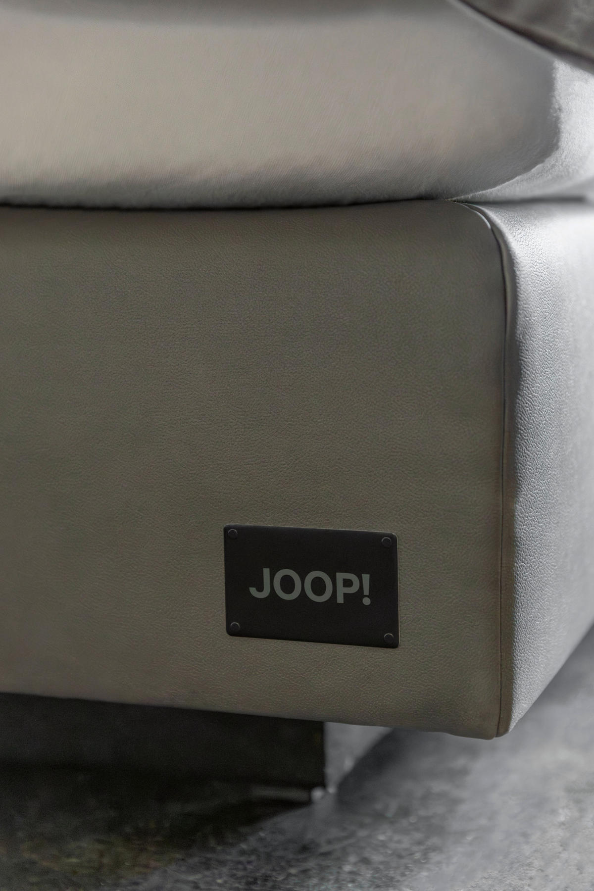 BOXSPRINGBETT 180/200 cm,  in Grau, Dunkelgrau, gepolstertes Kopfteil, Matratzen, H2 + H4 = mittel + sehr fest  - Dunkelgrau/Schwarz, MODERN, Textil/Metall (180/200cm) - Joop!