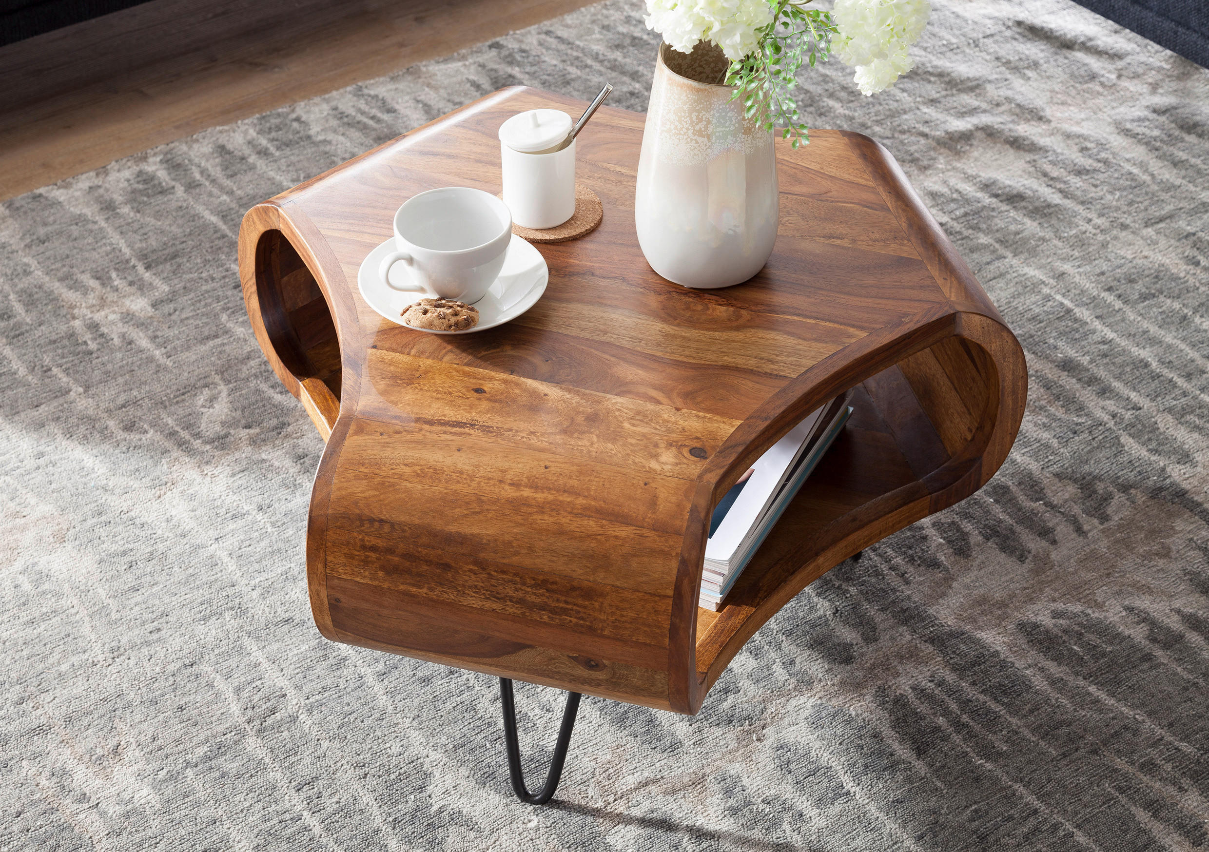 COUCHTISCH "WL5.603", Sheesham massiv Freiform Sheeshamfarben - Einrichtungsbeispiel