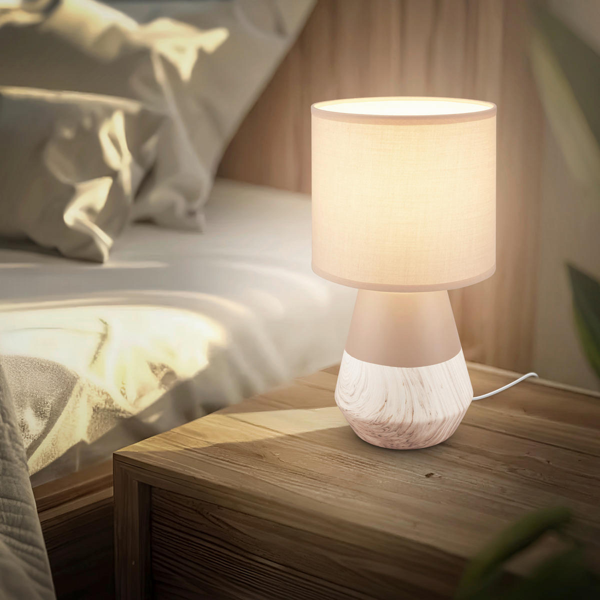 LED ASZTALI LÁMPA - bézs, Basics, textil/fa (18/34cm)