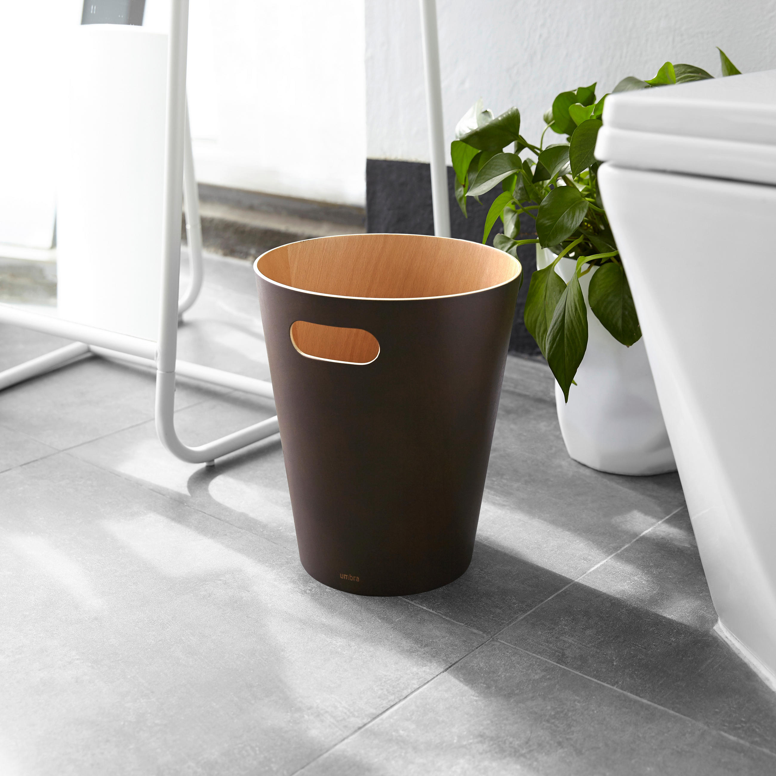 PAPIERKORB 7,5 L  - Braun/Naturfarben, Basics, Holz (23/28/23cm) - Umbra