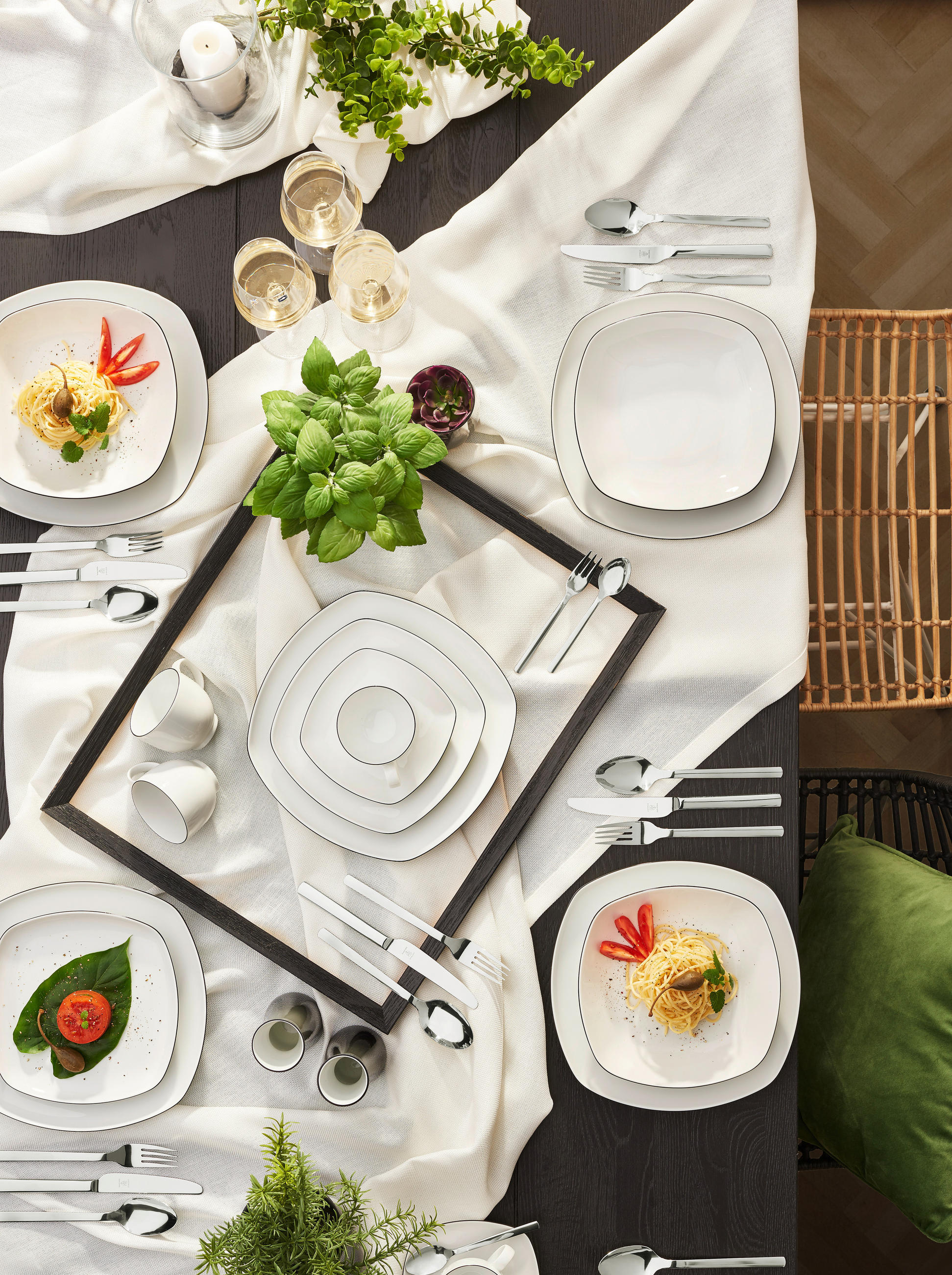 KOMBINOVANÁ SOUPRAVA, 30dílné, porcelán - bílá/černá, Design, keramika - Seltmann Weiden