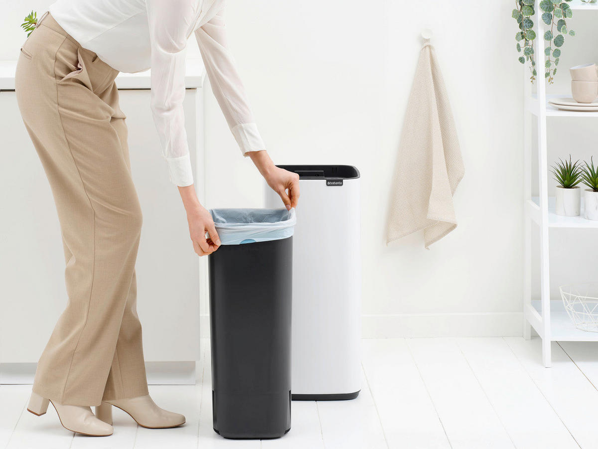 KANTA SA PAPUČICOM  30 l   - bela/antracit, Dizajnerski, metal/plastika (28/65/30,5cm) - Brabantia