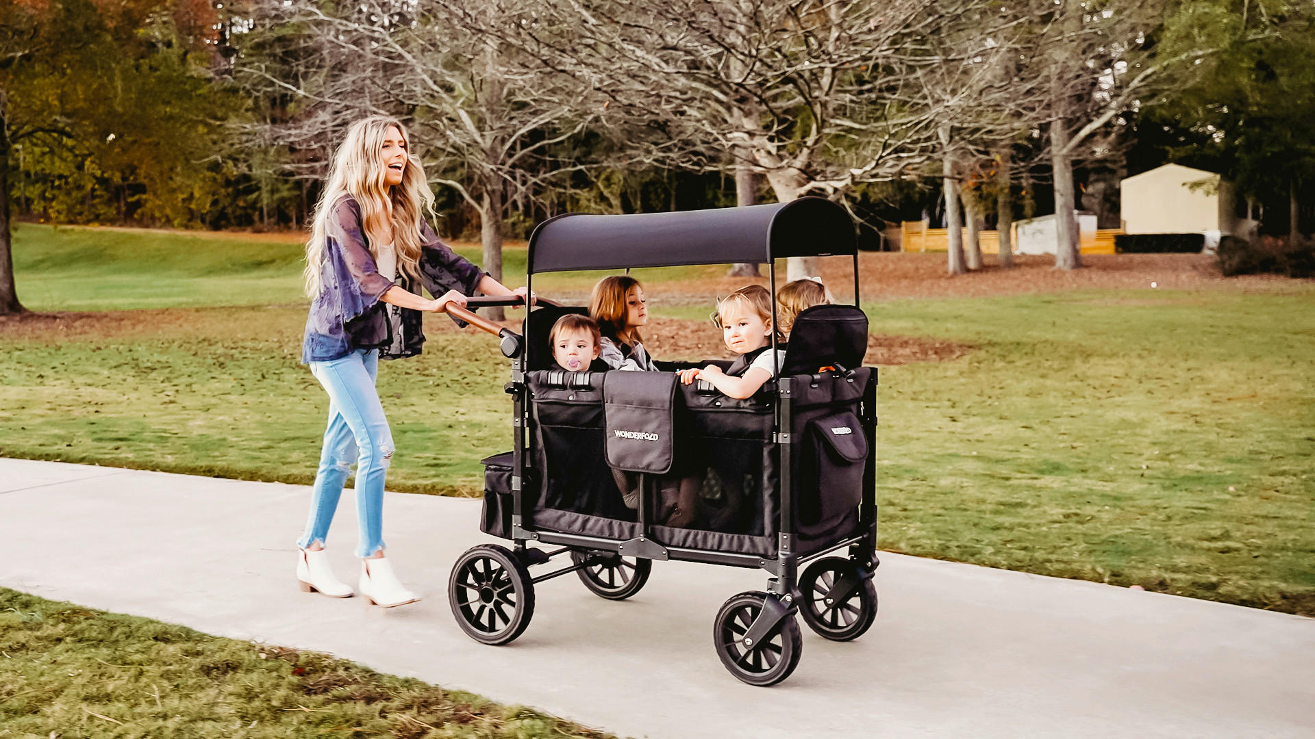 BOLLERWAGEN  W4 Luxe Quad Stroller Wagon   - Schwarz, Basics, Textil/Metall (73.66/124.46/137.16cm) - WONDERFOLD