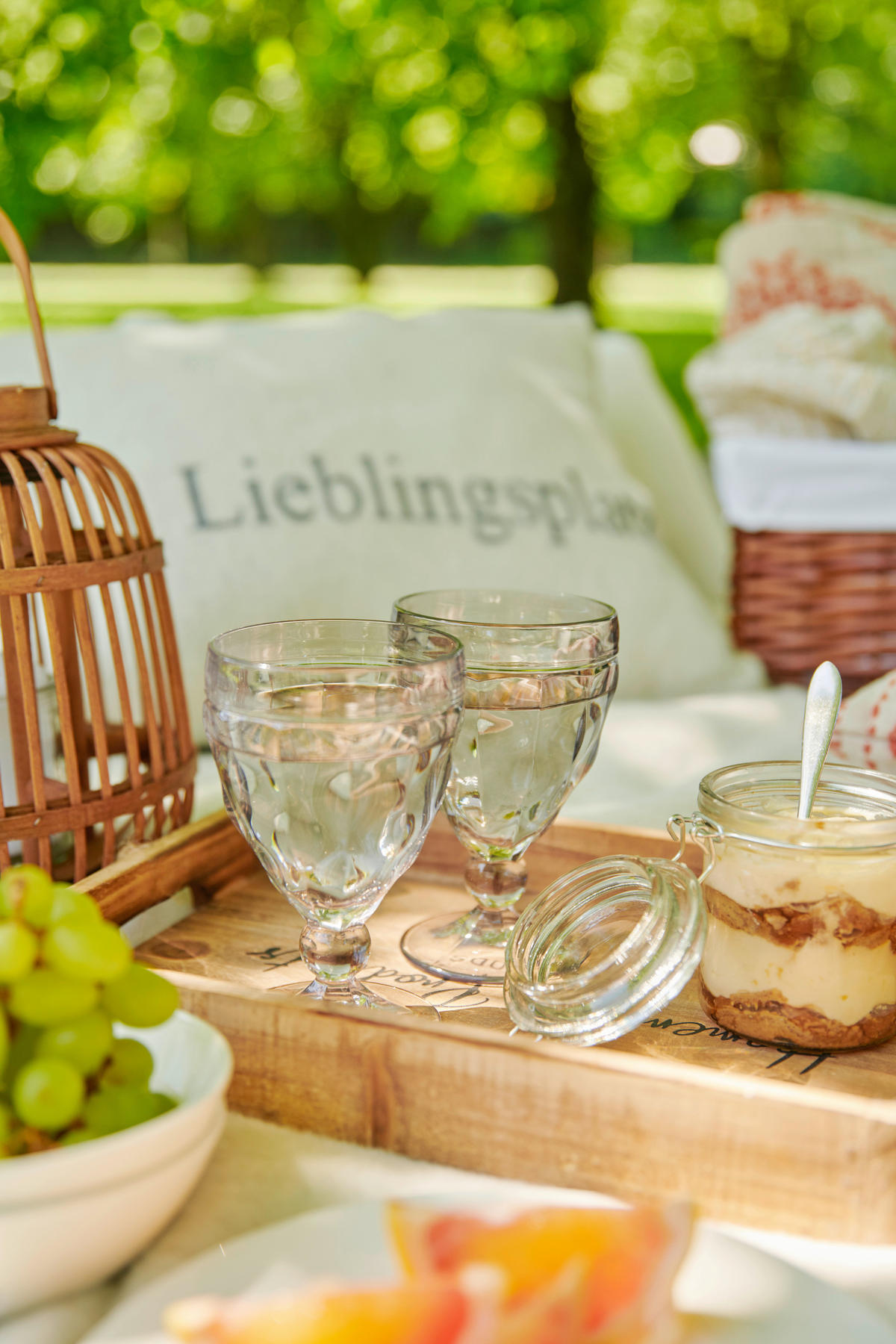 ZIERKISSEN  40/60 cm   - Weiß/Grau, Design, Textil (40/60cm) - David Fussenegger