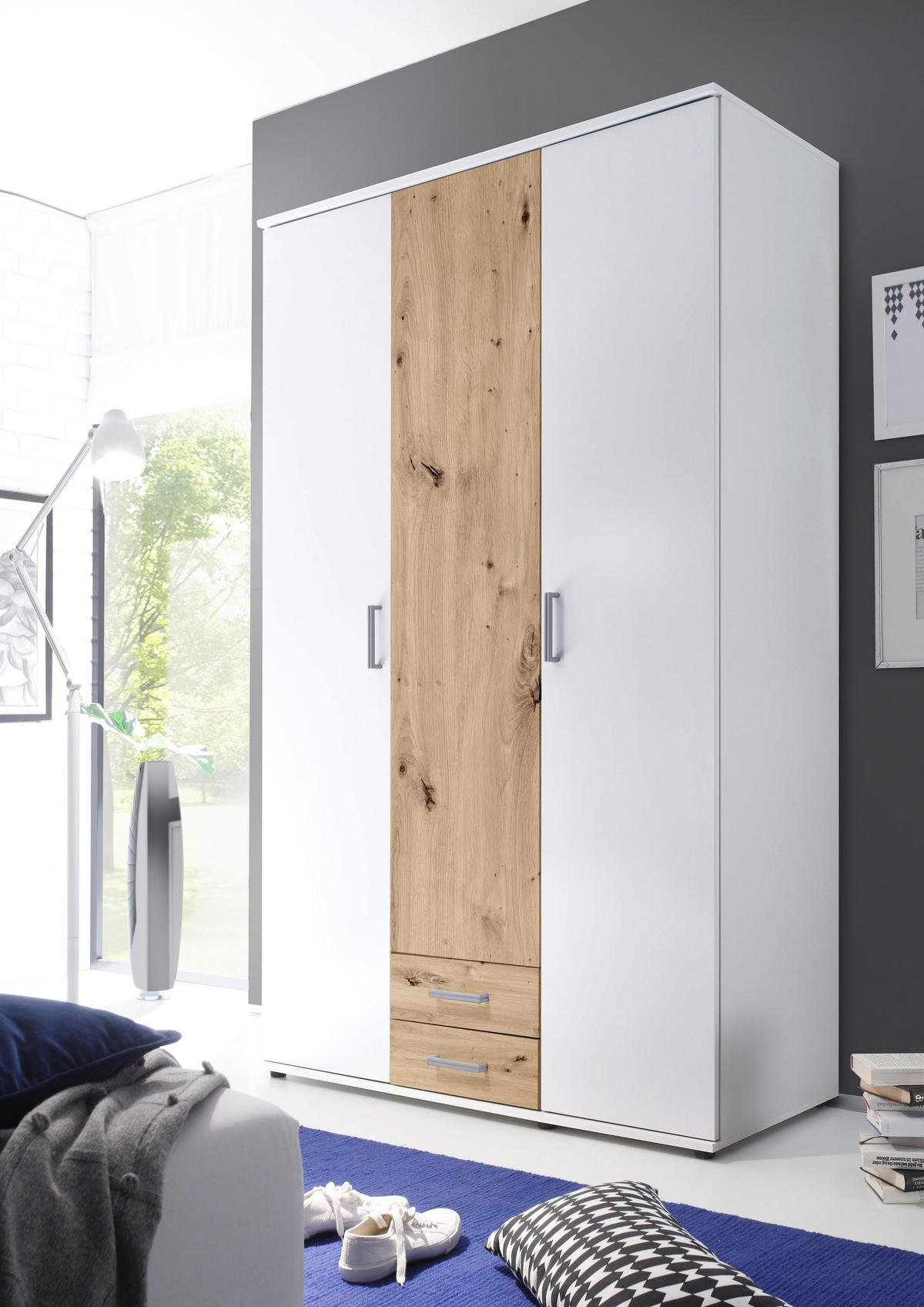 OMARA S KLASIČNIMI VRATI, bela, hrast artisan  - bela/barve aluminija, Moderno, umetna masa/leseni material (120/196,3/53,5cm) - Carryhome