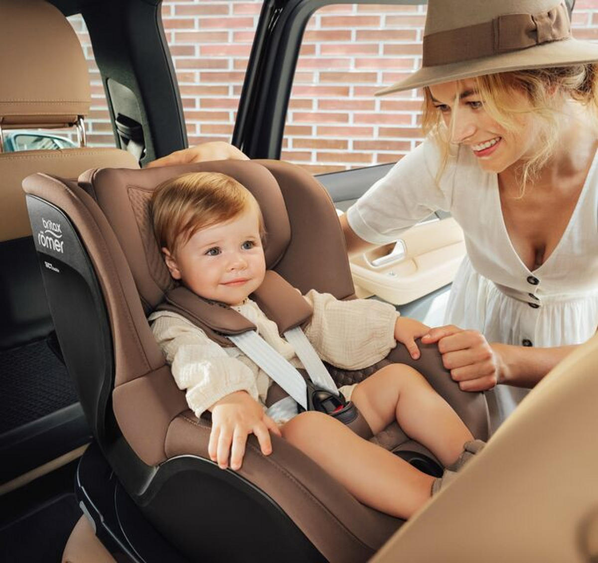 REBOARDER-KINDERSITZ DUALFIX 5Z  - Hellbraun/Cognac, Basics, Textil (44/48cm) - Britax Römer