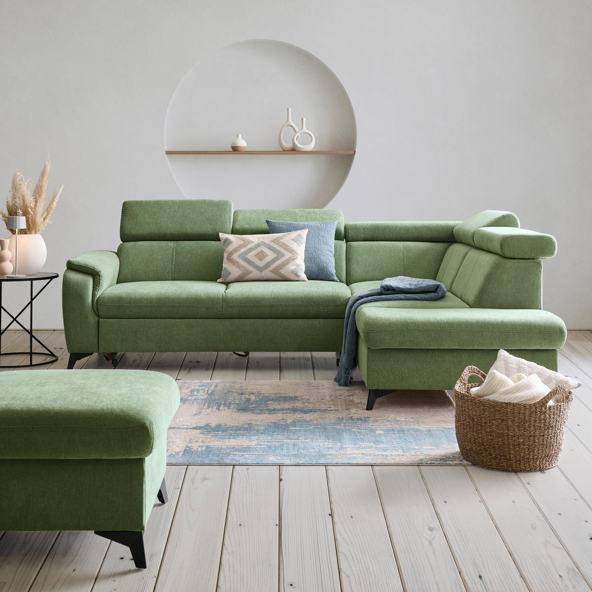 Ecksofa inkl. Funktionen in Chenille Hellgrün  - Schwarz/Hellgrün, Design, Textil/Metall (260/203cm) - Stylife