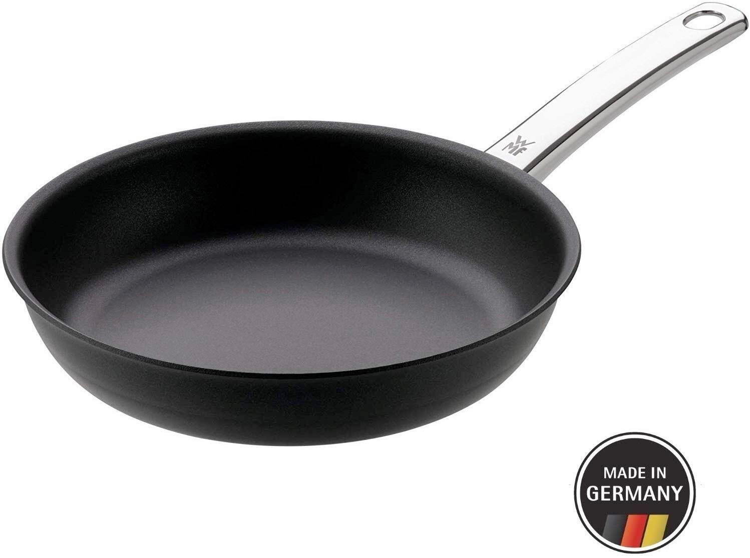 SÜTŐSERPENYŐ 24 cm  - fekete, Basics (24cm) - WMF