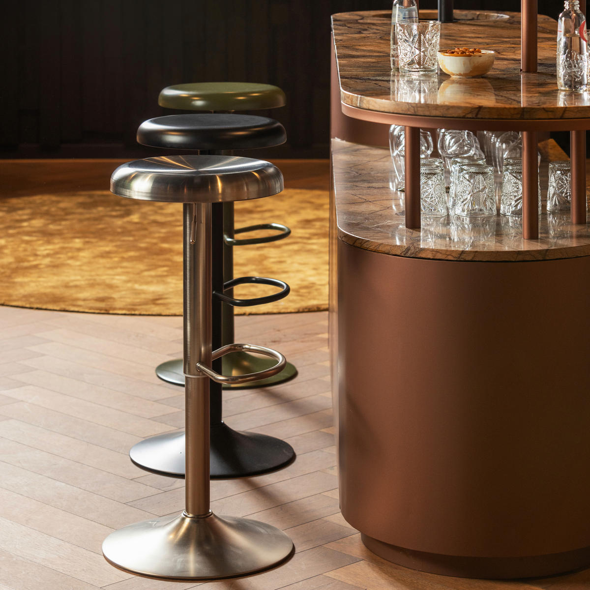 BARHOCKER Grün Aluminium mit Griff  - Grün, Design, Metall (39/81/39cm) - Livetastic