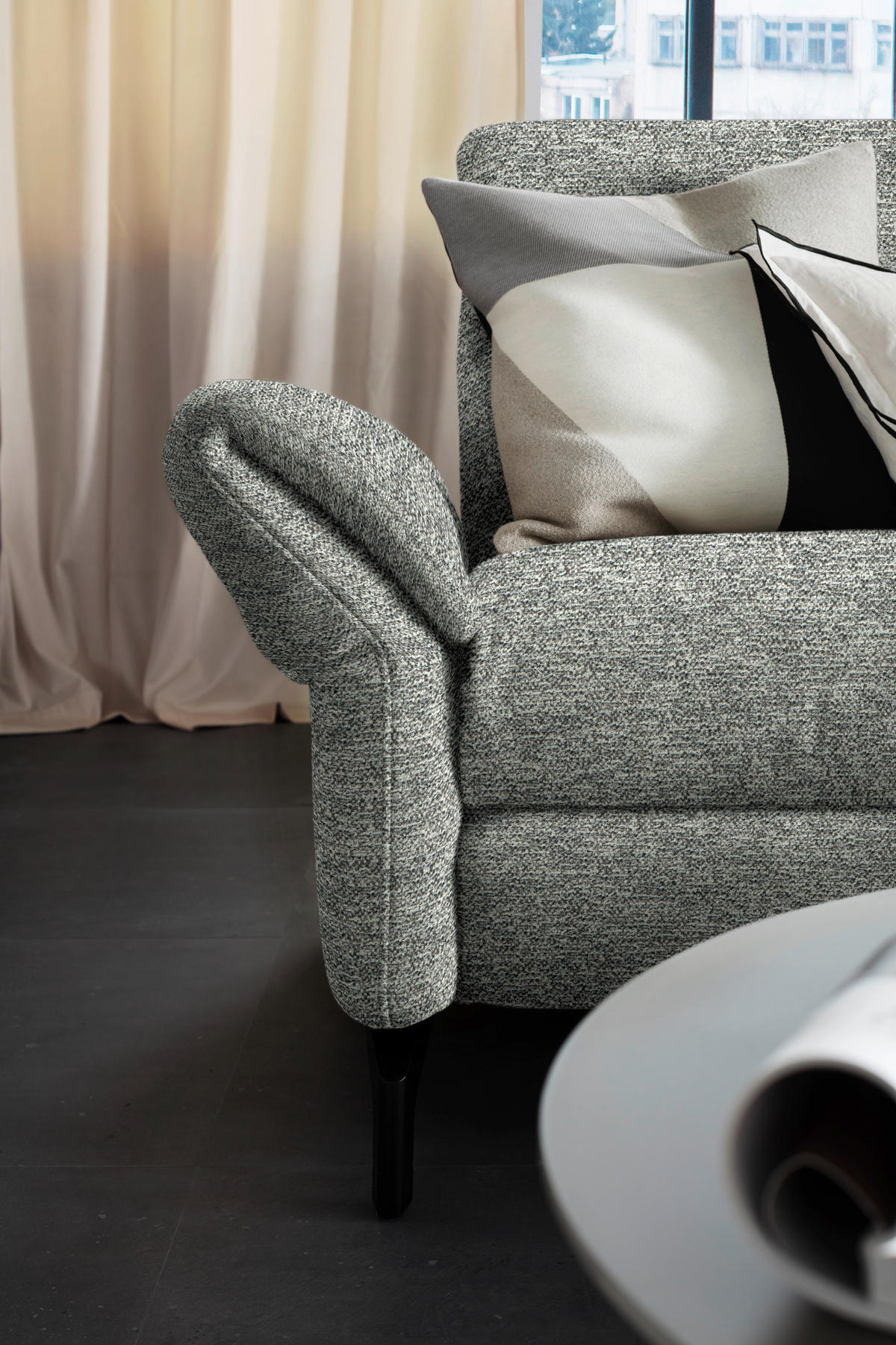 ECKSOFA in Chenille Hellgrau, Grau  299/187 cm  - Hellgrau/Schwarz, Design, Textil/Metall (299/187cm) - Schöner Wohnen
