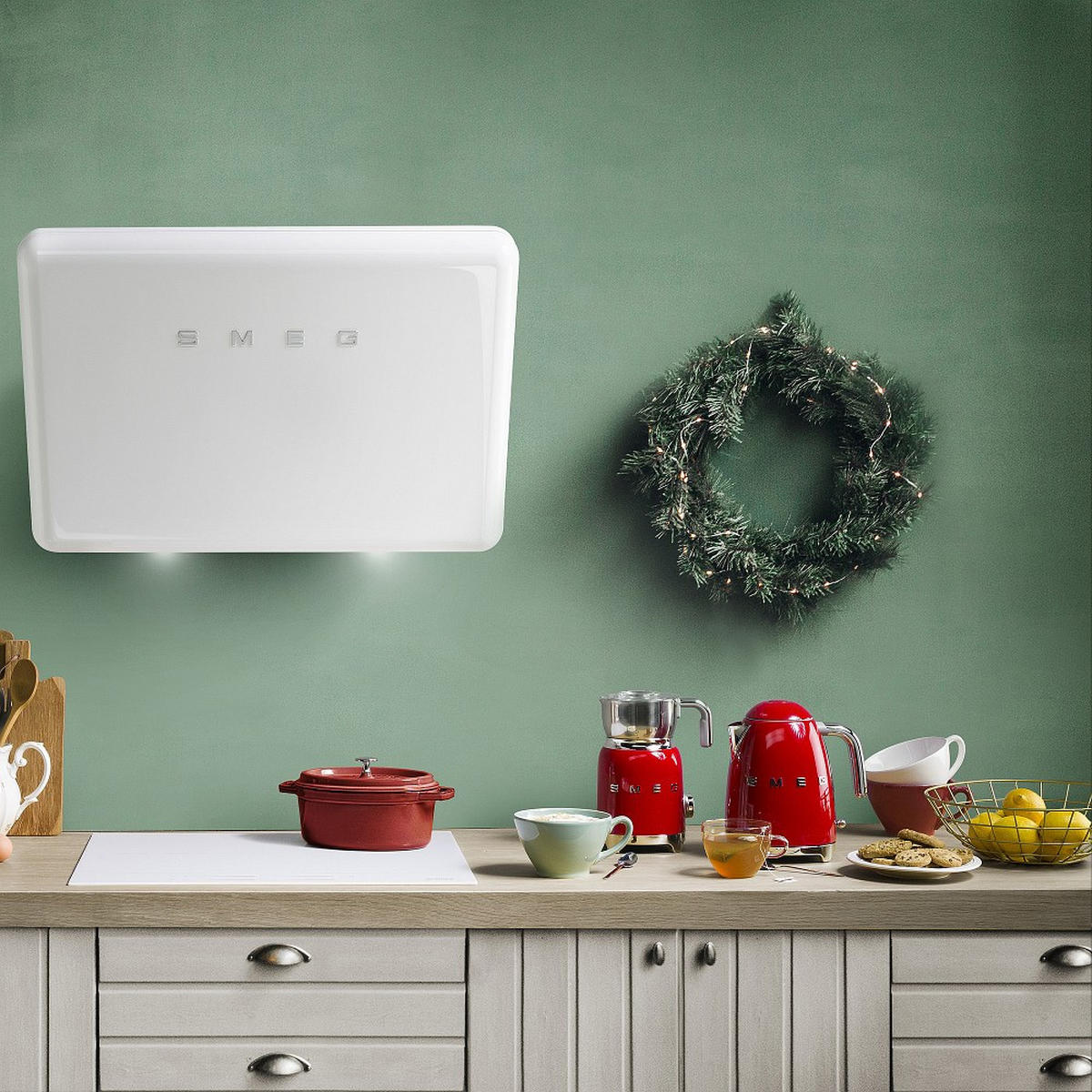 WASSERKOCHER 1,7 L  - Chromfarben/Rot, Basics, Kunststoff/Metall (22,3/24,8/17,1cm) - SMEG