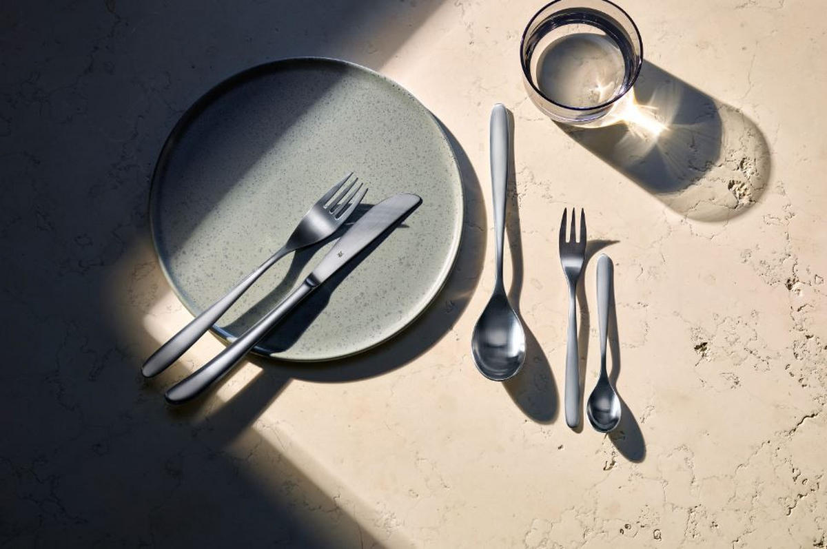 PRIBOR ZA JELO  30 delova     - boja nerđajućeg čelika, Osnovno, metal (43,5/27/6cm) - WMF