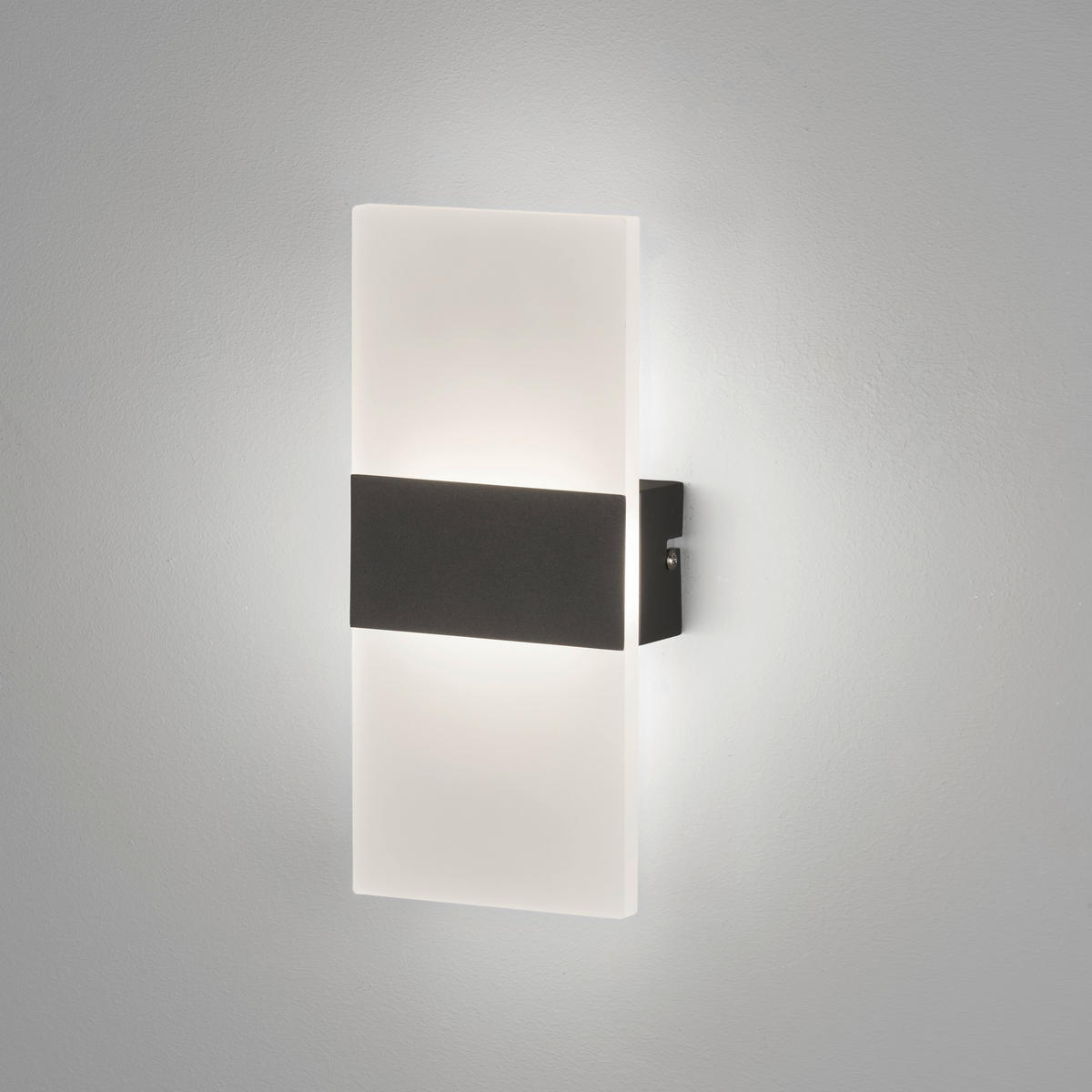 AKKU-WANDLEUCHTE - Schwarz, Konventionell, Metall (22,5/9,6/3,8cm)