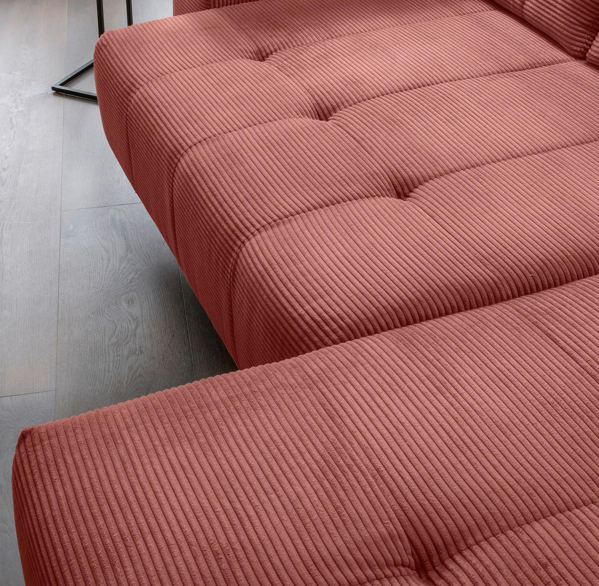 ECKSOFA in Cord Koralle  - Koralle/Schwarz, Modern, Textil/Metall (272/200cm) - Livetastic