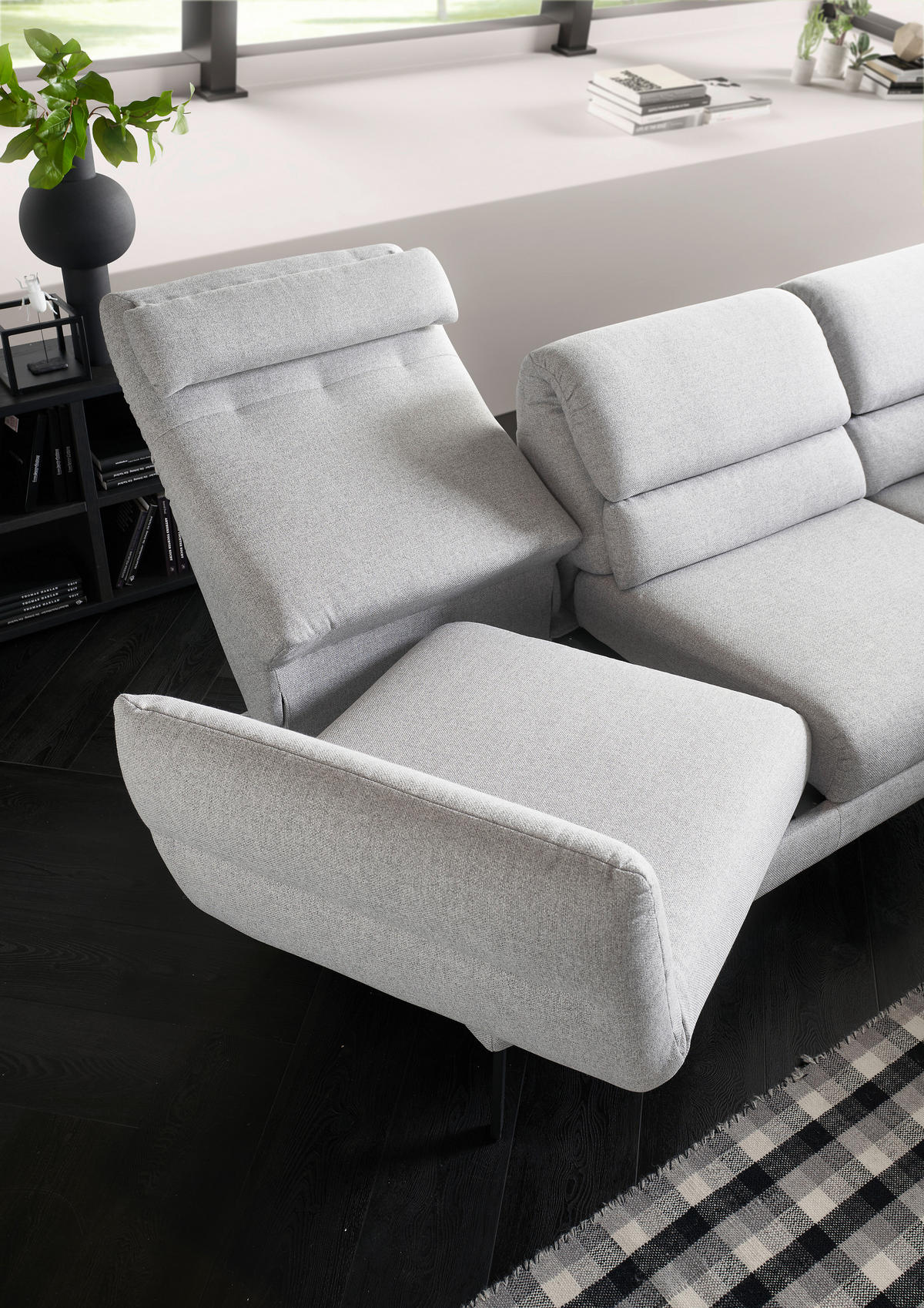 ECKSOFA in Flachgewebe Salbeigrün  - Salbeigrün/Schwarz, Design, Textil/Metall (256-363/212-253cm) - Dieter Knoll